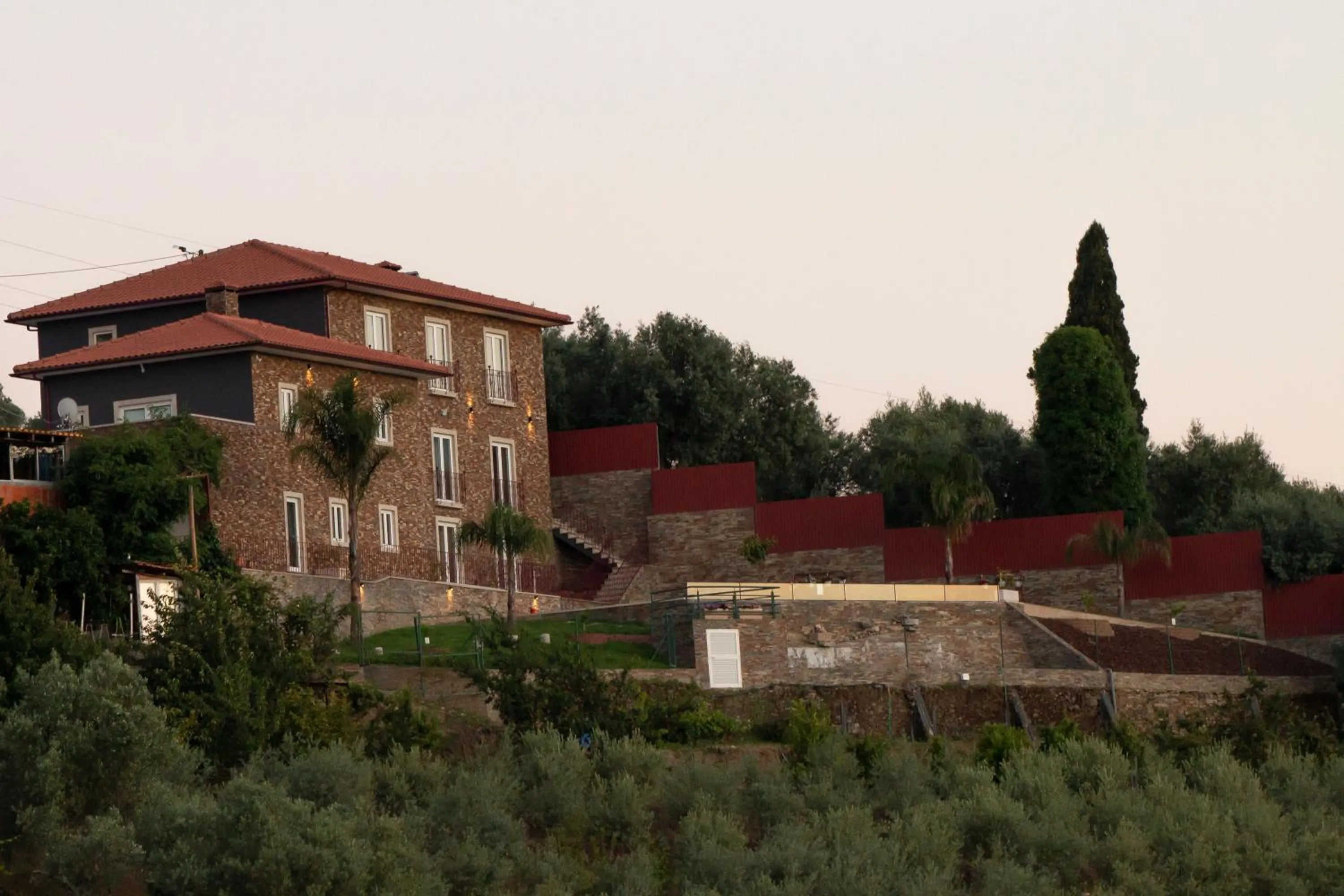 Property building in Golden Mirror