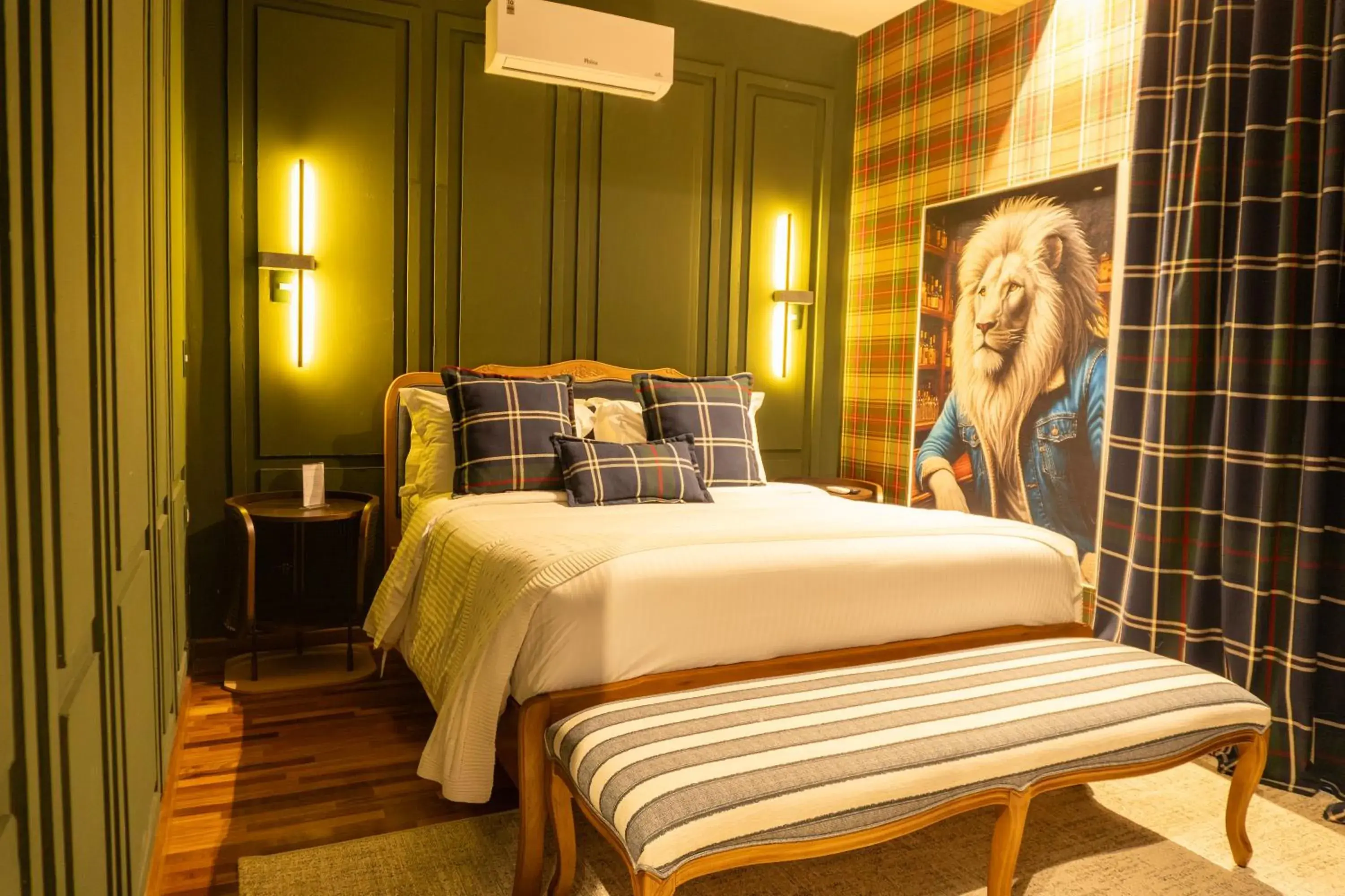 Double Room with Spa Bath in Pousada Boutique Figueira da Serra Double Room with Spa Bath in Pousada Boutique Figueira da Serra