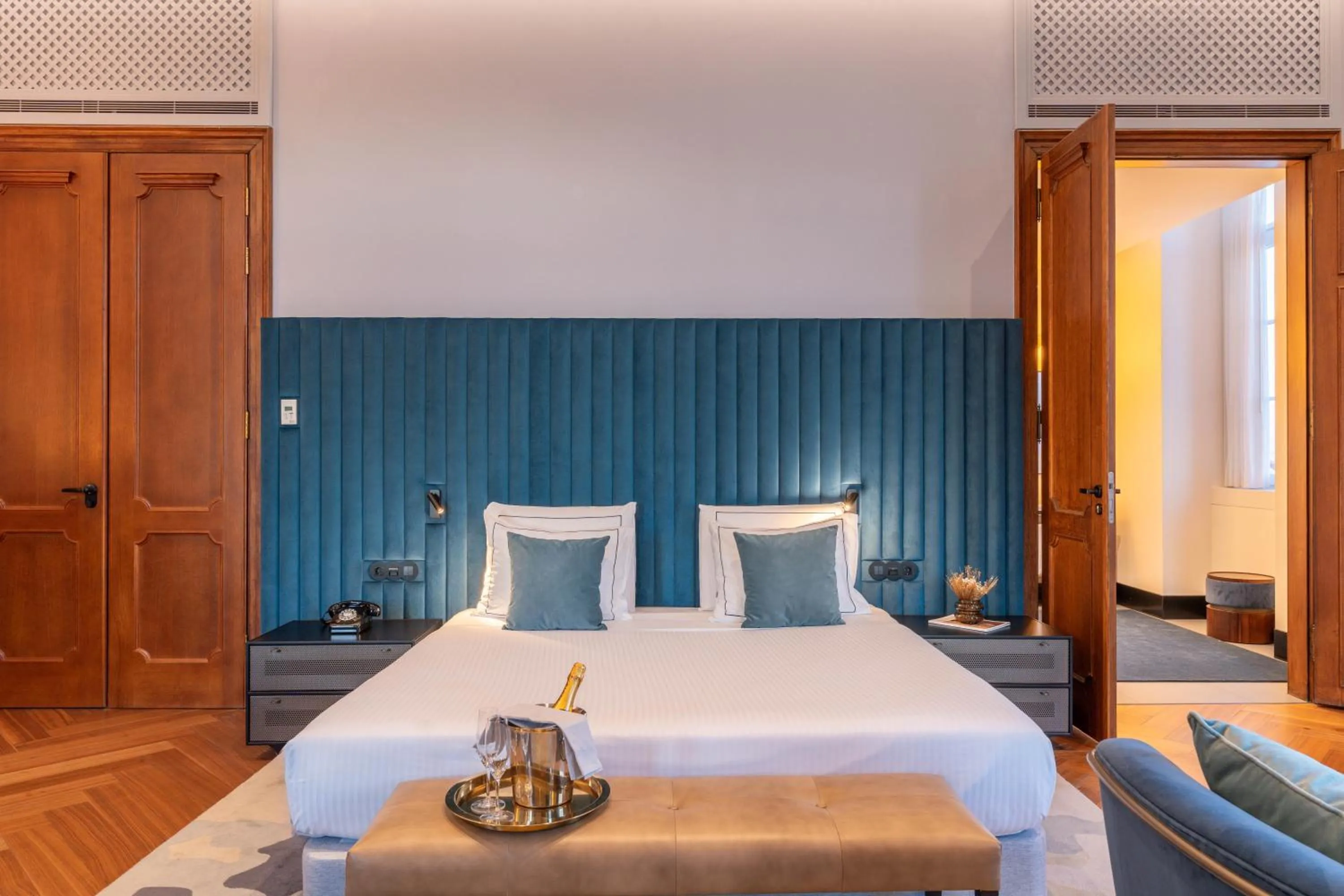 Bedroom, Bed in The Editory Riverside Hotel, an Historic Hotel