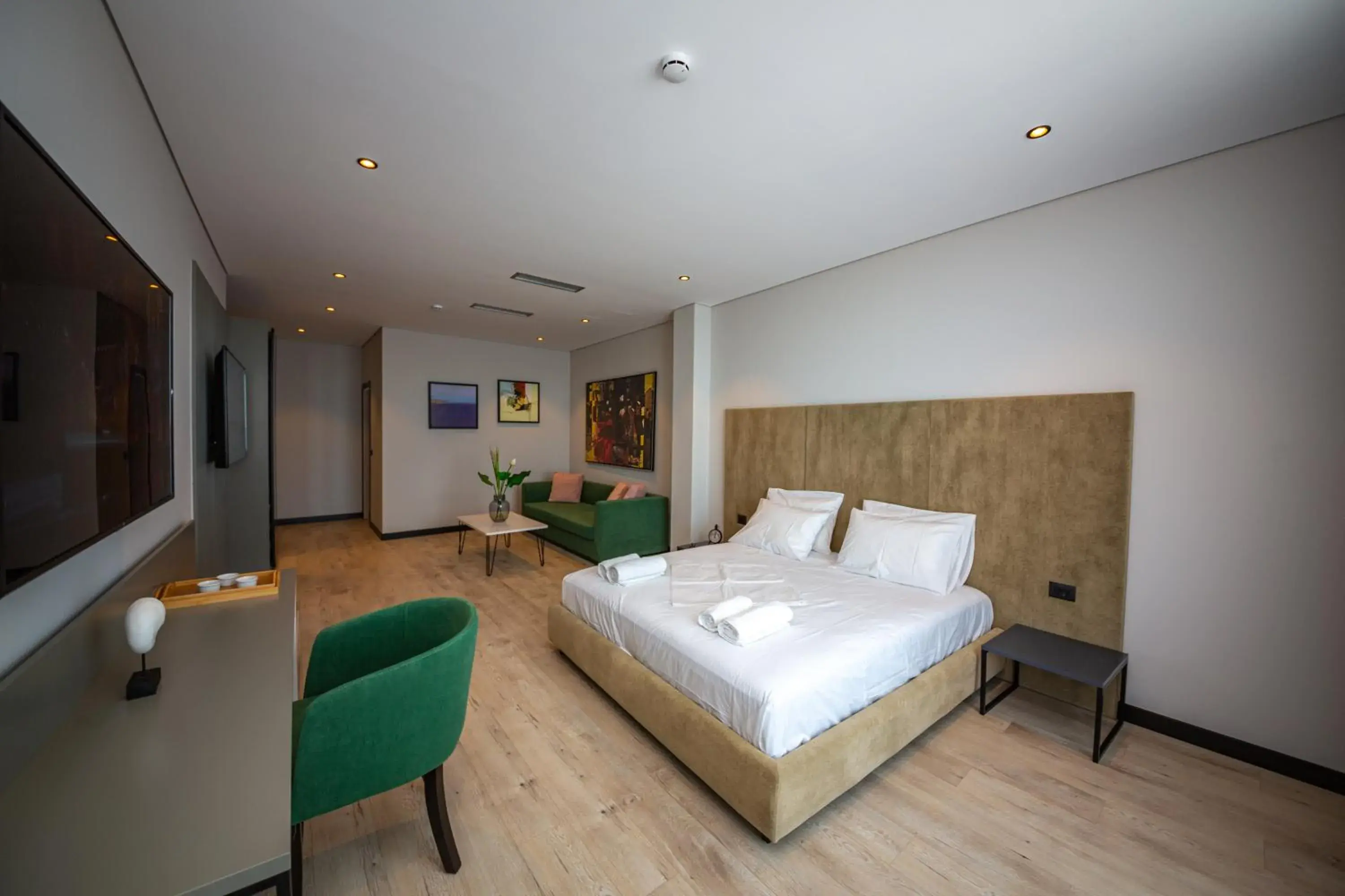 Deluxe Suite with Balcony and Sea View in Apart-Hotel Lili2 Deluxe Suite with Balcony and Sea View in Apart-Hotel Lili2