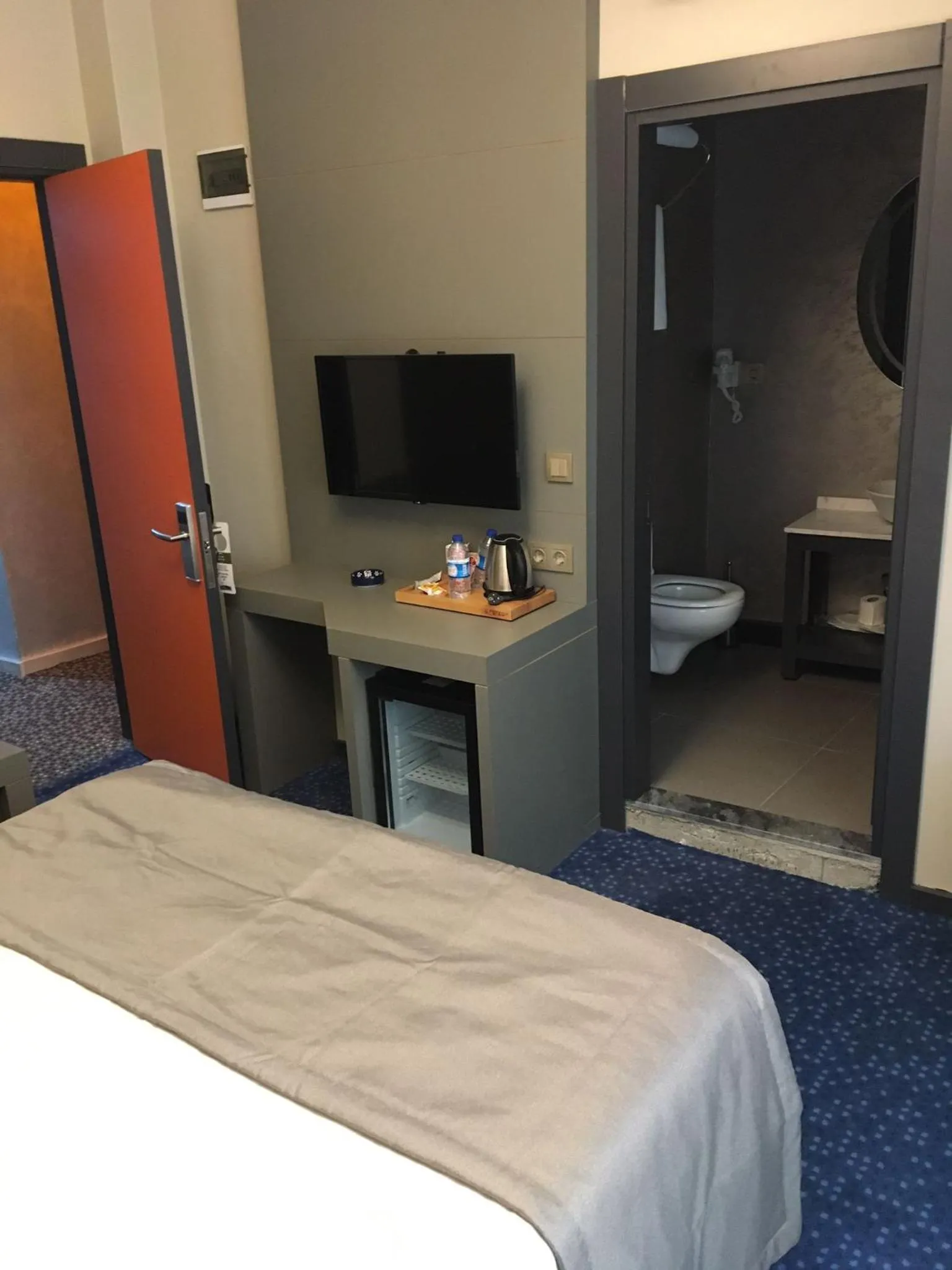 Bed in Acar Suite Hotel