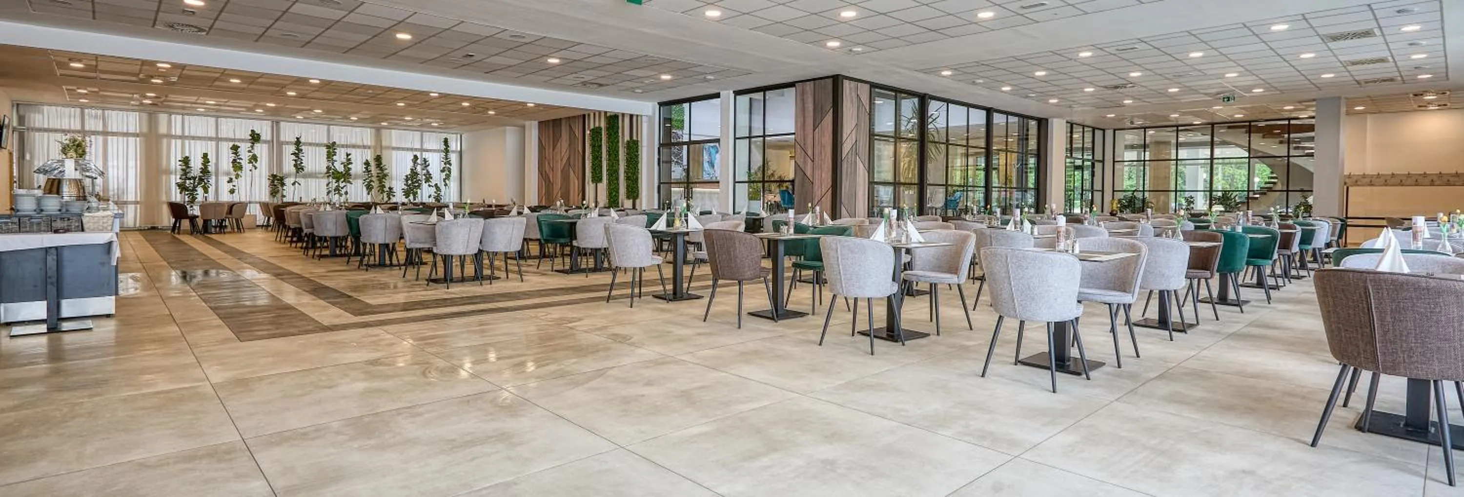 Restaurant/places to eat in Hotel Szieszta