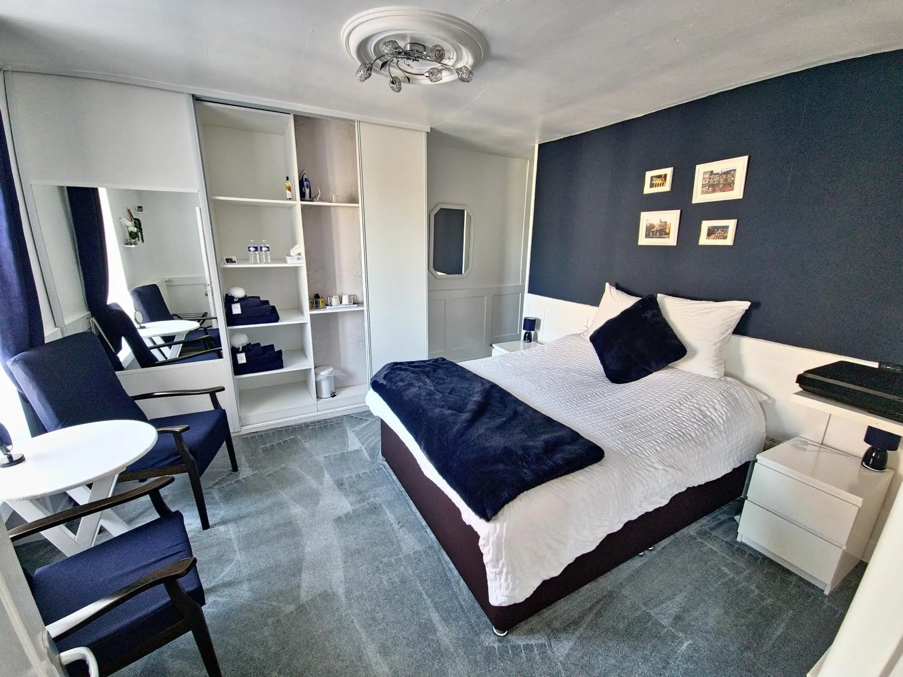 Double Room with Private Bathroom - single occupancy in Sycamore House Double Room with Private Bathroom - single occupancy in Sycamore House