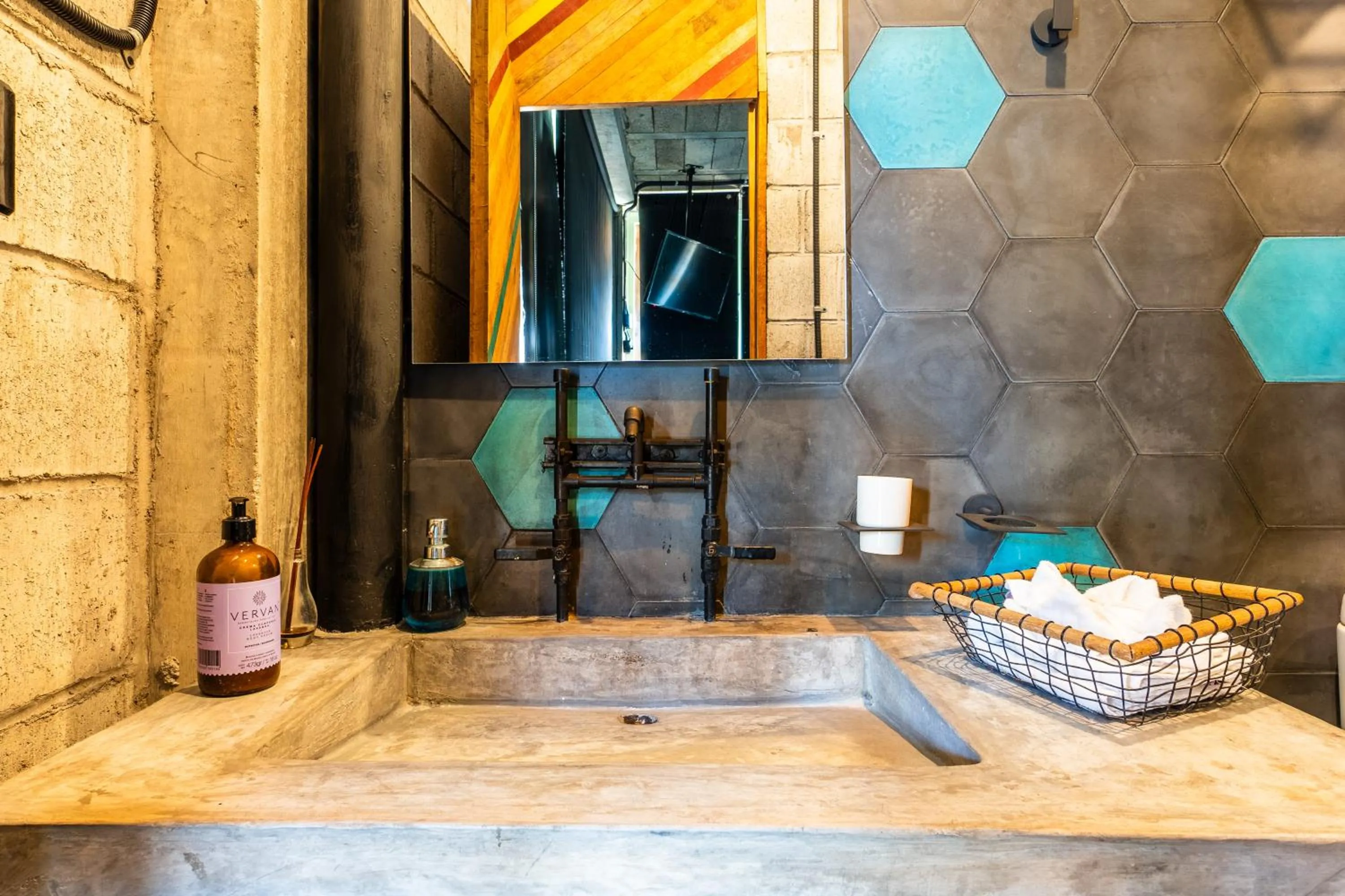 Bathroom in Papelillo Lofts