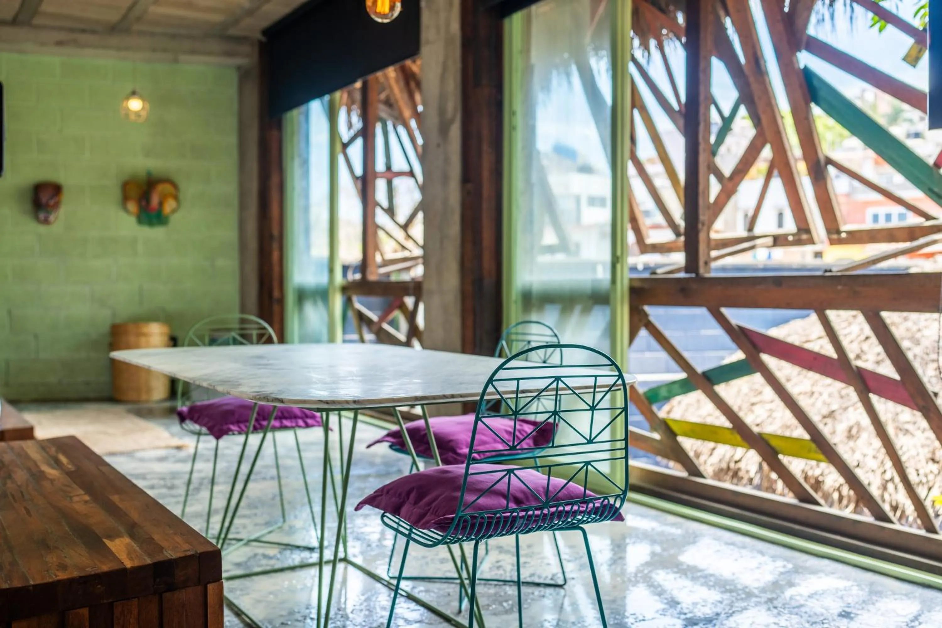 Dining area in Papelillo Lofts