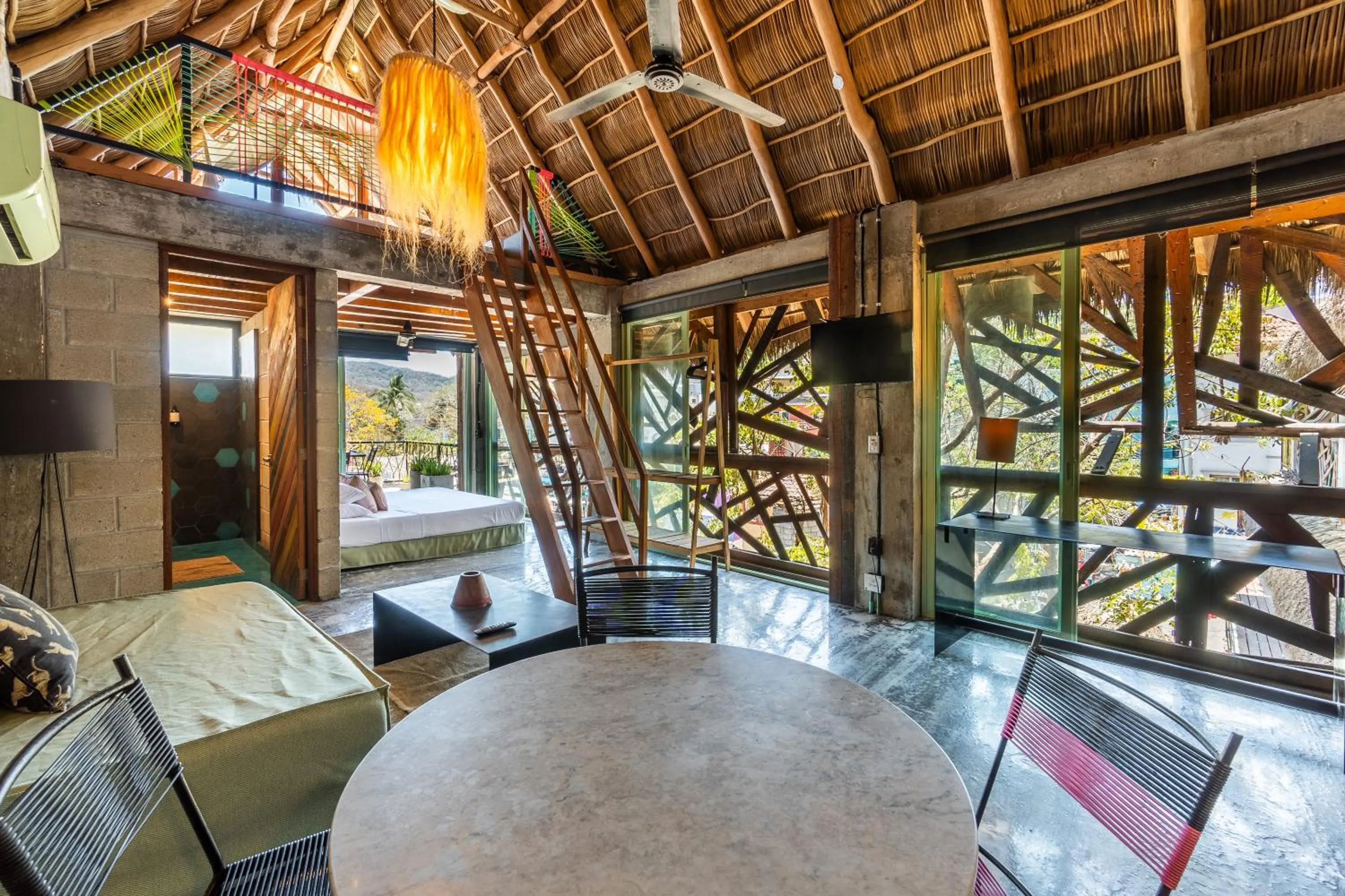 TV and multimedia in Papelillo Lofts