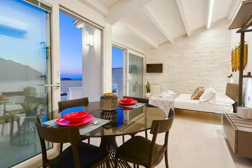 Porta del Golfo Apartments & Suites