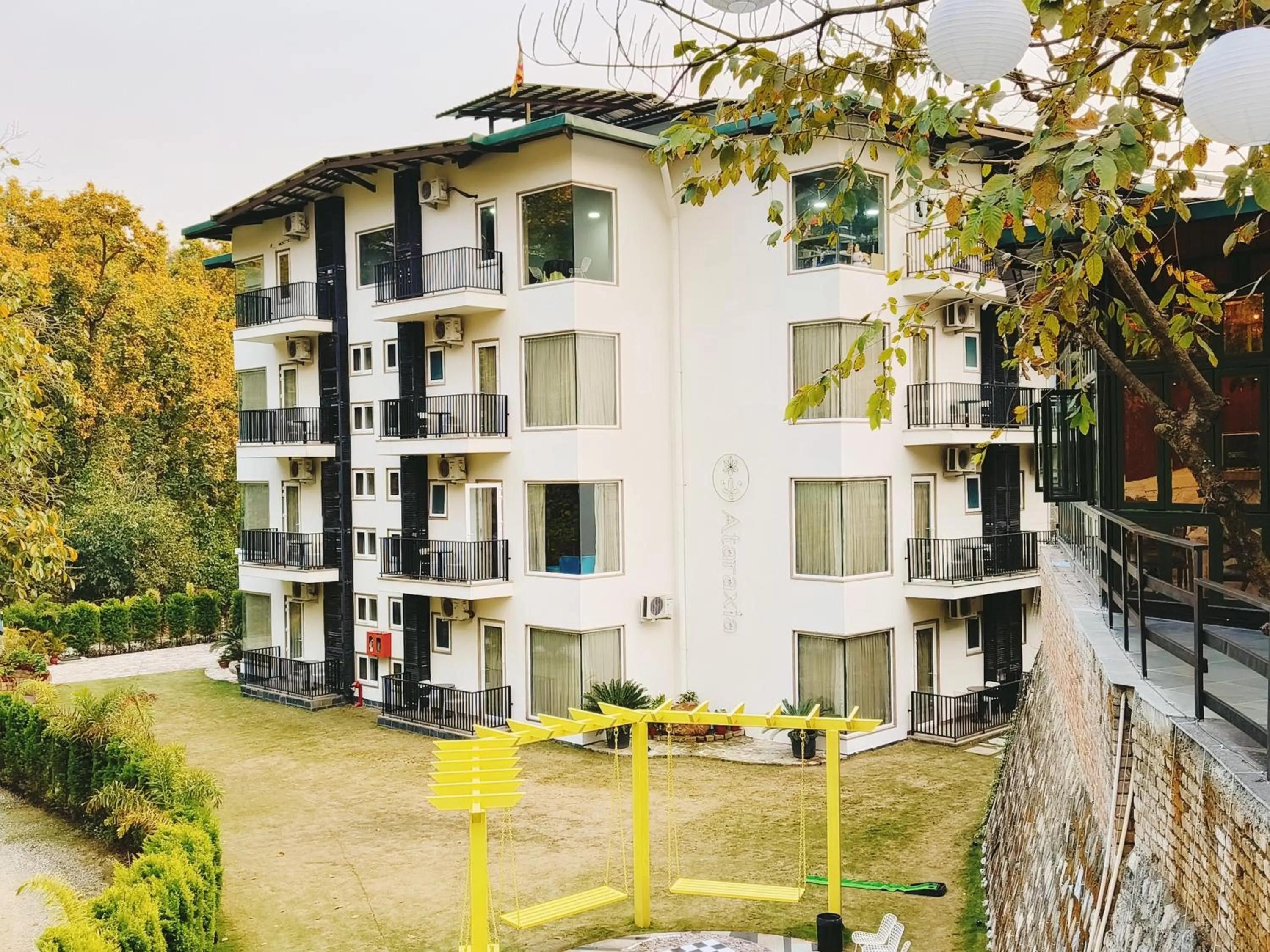 Property building in Ataraxia Crestmont Resort & Spa