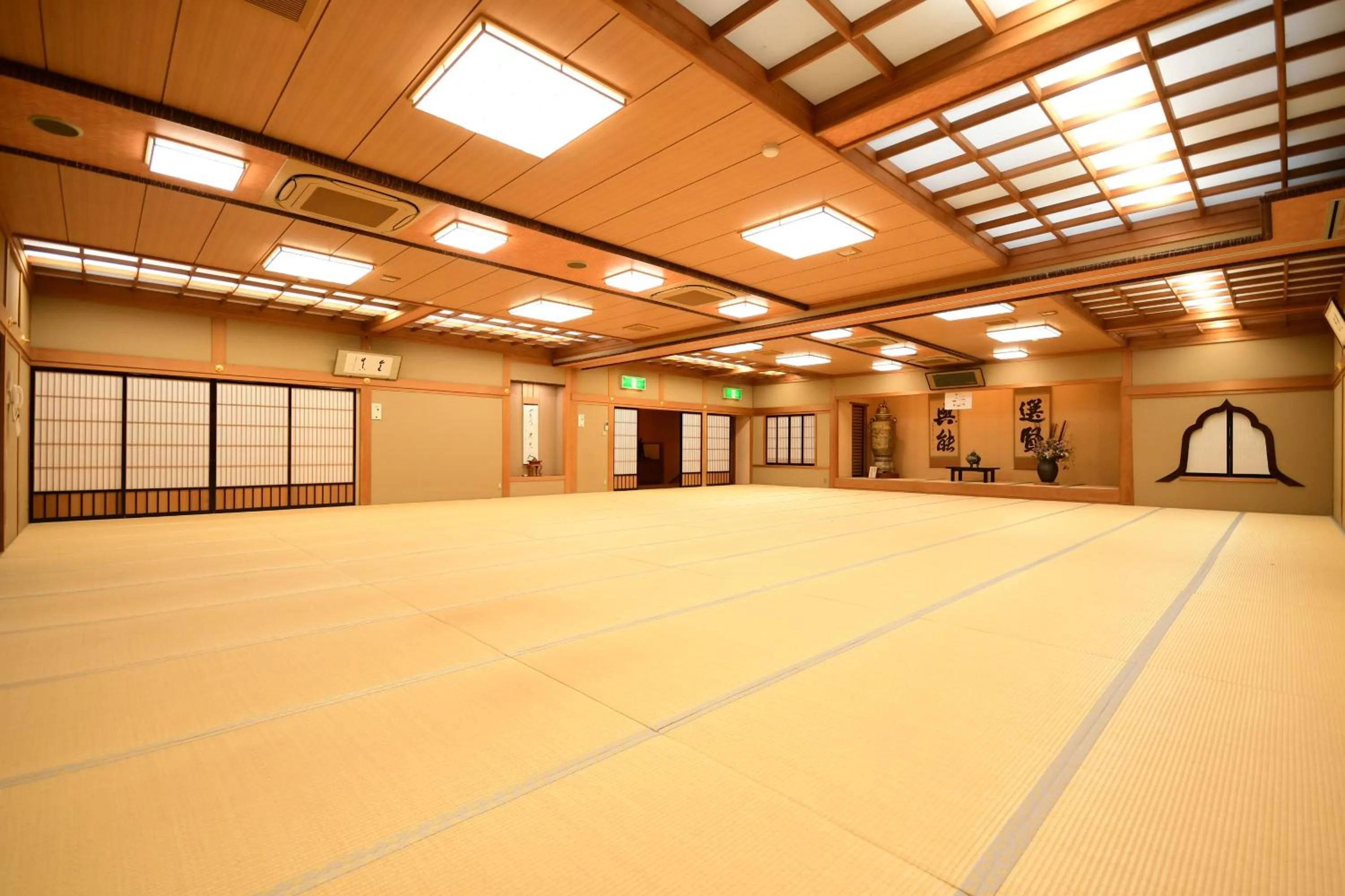 Area and facilities in Koyasan Shukubo Fugenin