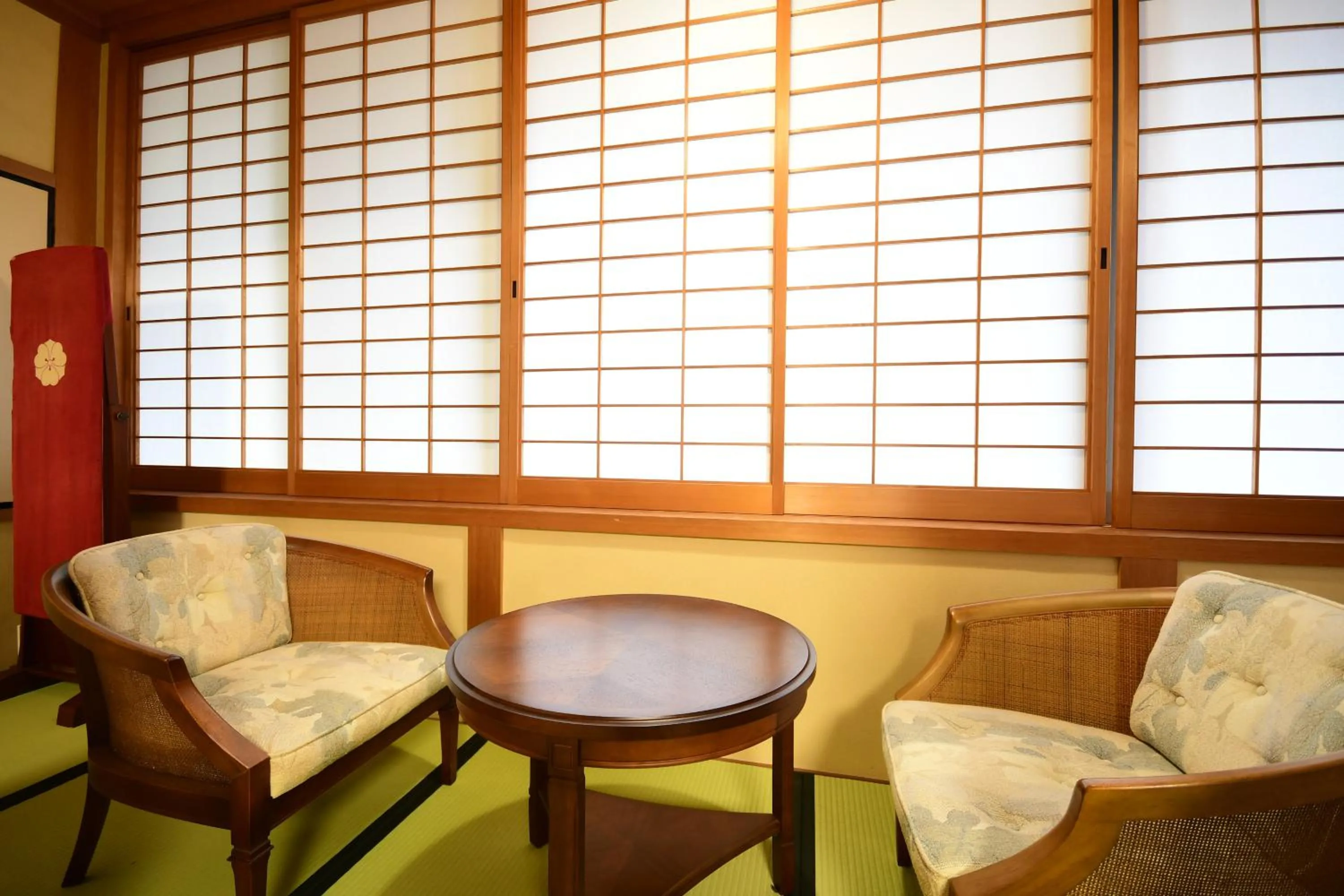 Photo of the whole room in Koyasan Shukubo Fugenin