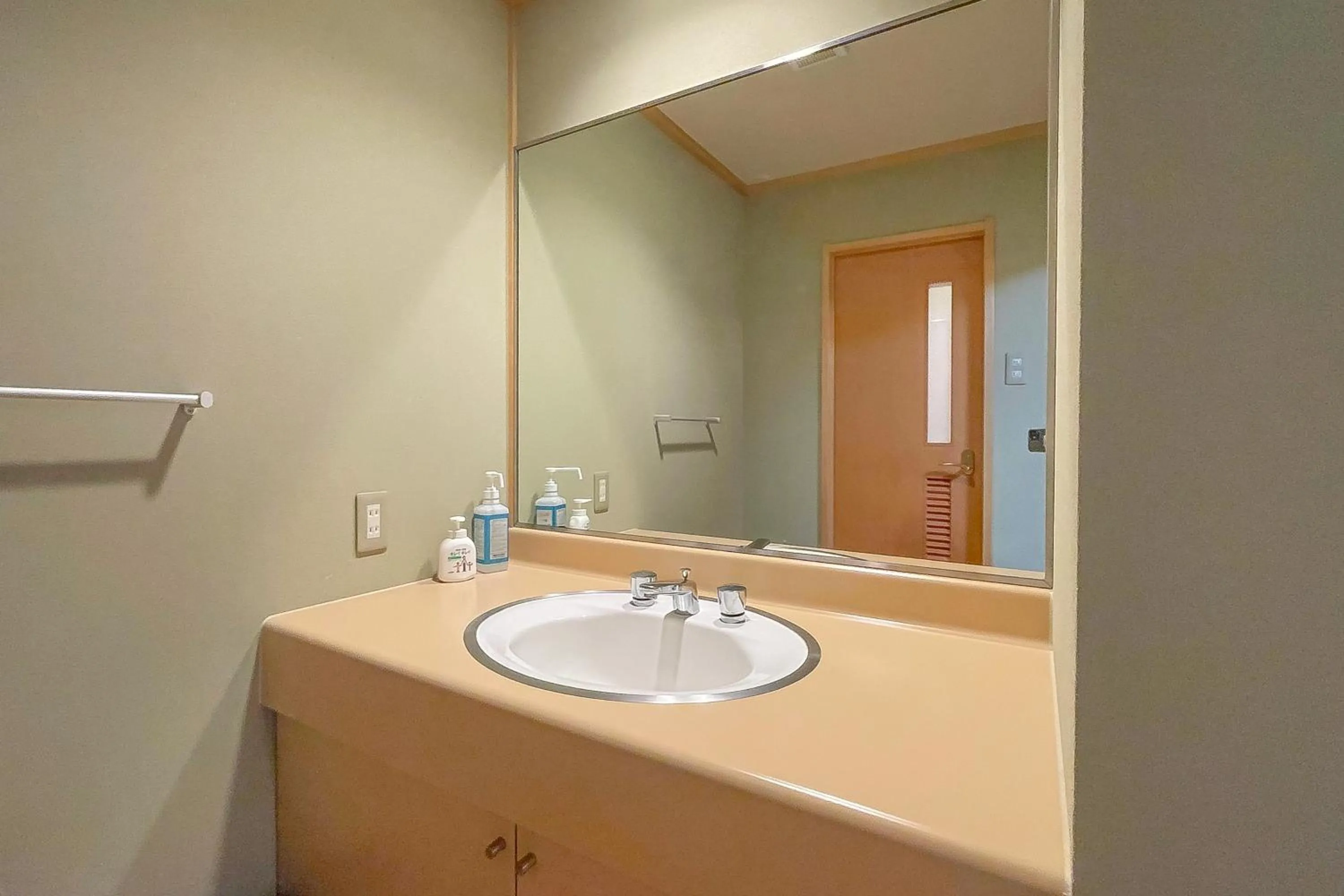 Photo of the whole room in Koyasan Shukubo Fugenin