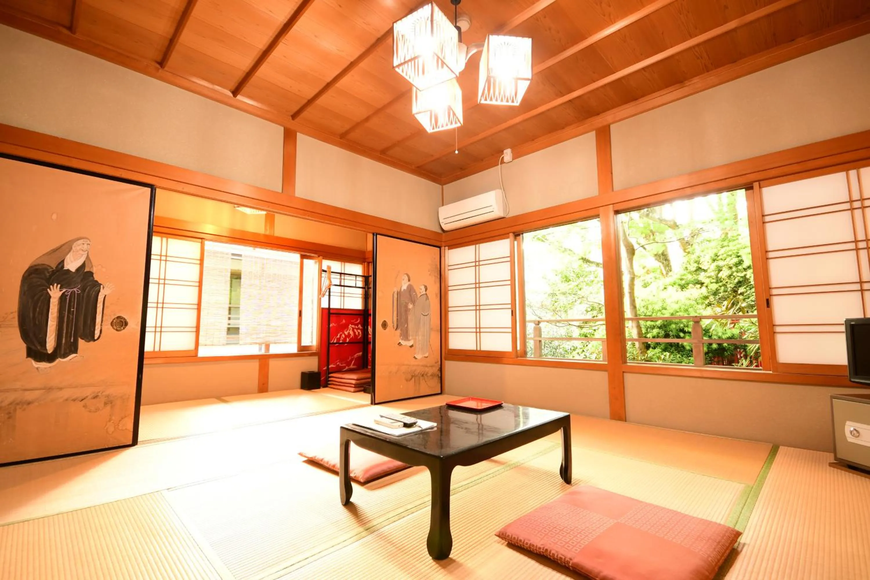 Photo of the whole room in Koyasan Shukubo Fugenin