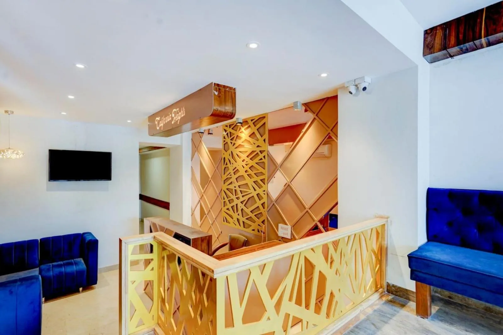 Seating area in Hotel California Heights