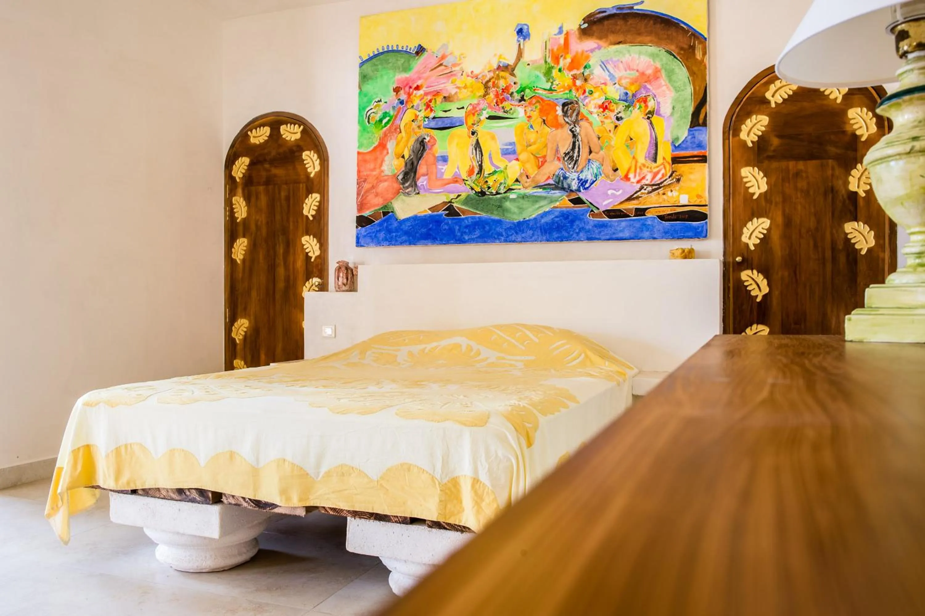 Bedroom, Bed in Villa Yrondi