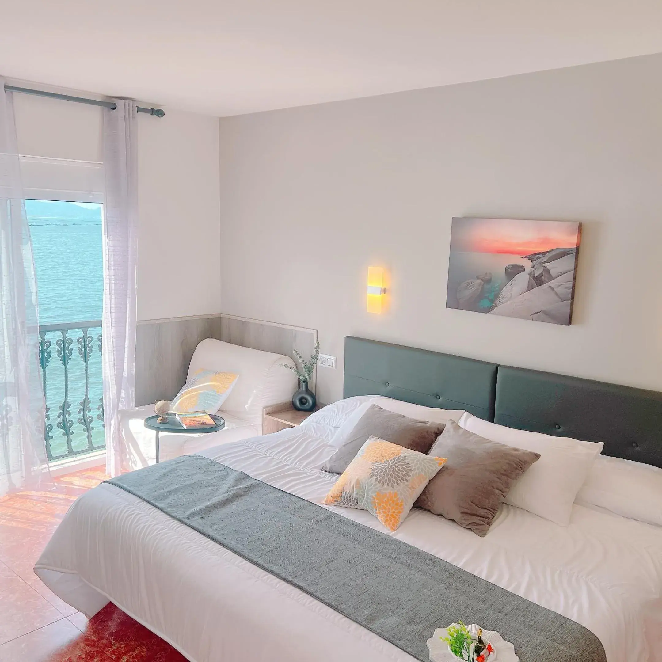 Queen Suite with Sea View in HOTEL MAREA Queen Suite with Sea View in HOTEL MAREA