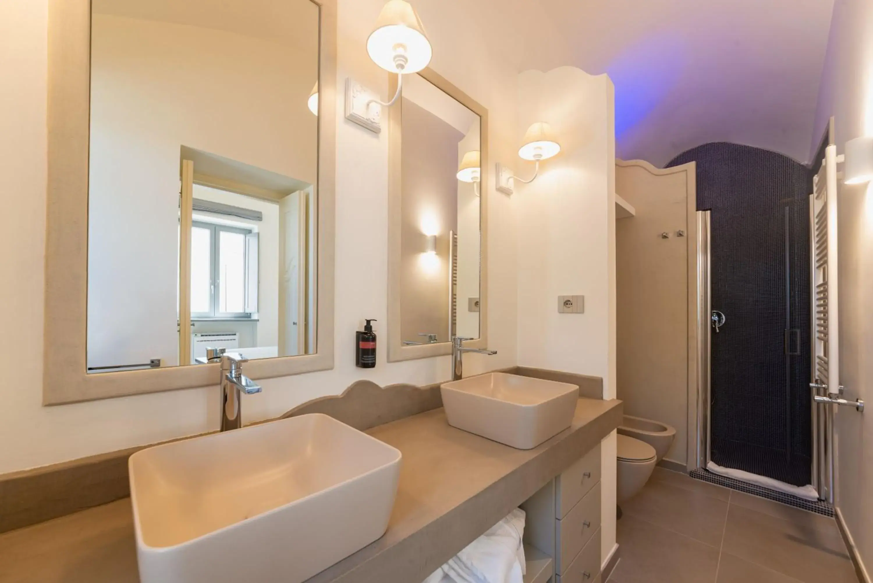 Deluxe Room in Insula Boutique Hotel Deluxe Room in Insula Boutique Hotel