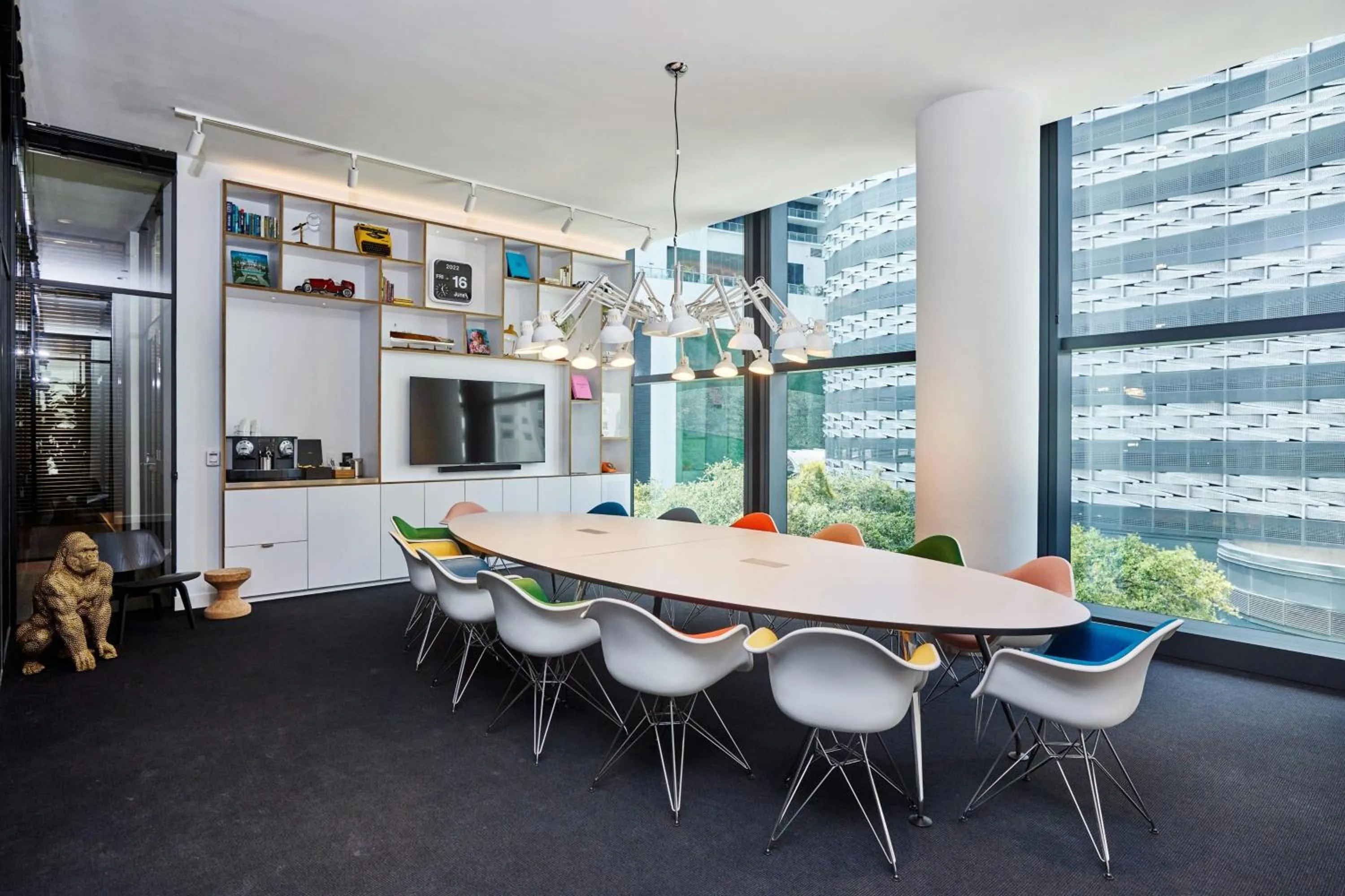 Meeting/conference room in citizenM Miami Brickell