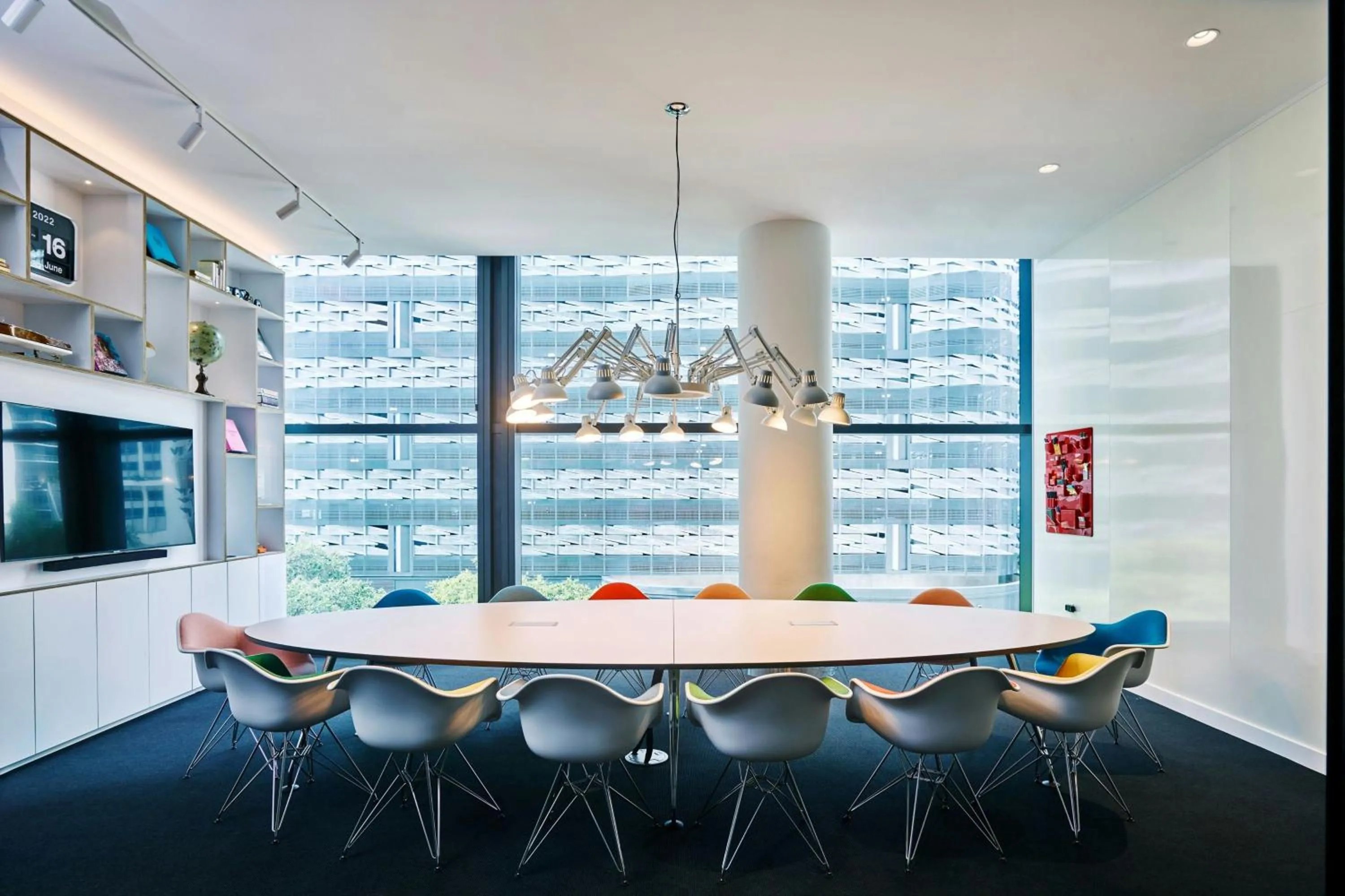 Meeting/conference room in citizenM Miami Brickell