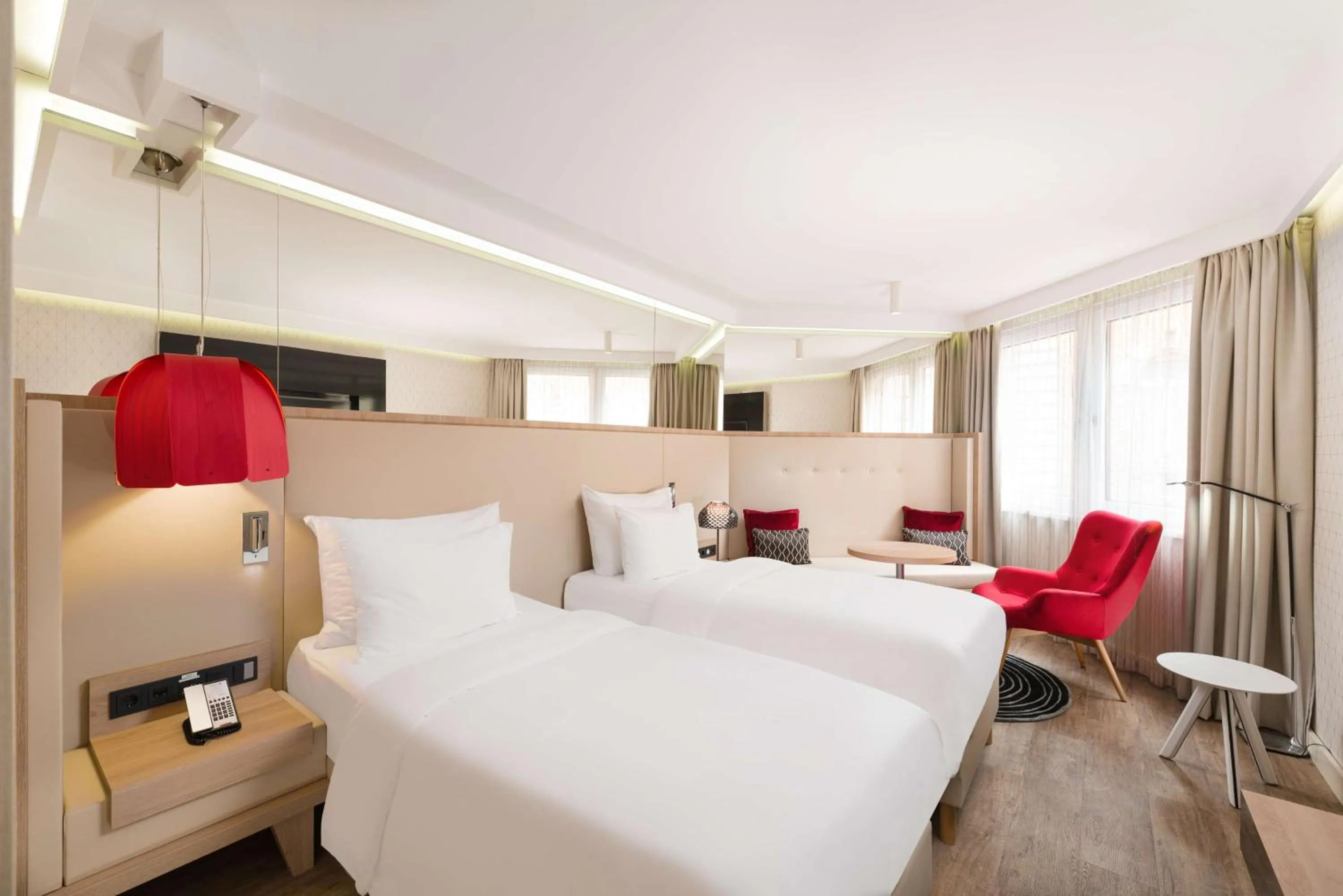 Photo of the whole room, Bed in Radisson Blu Béke Hotel, Budapest