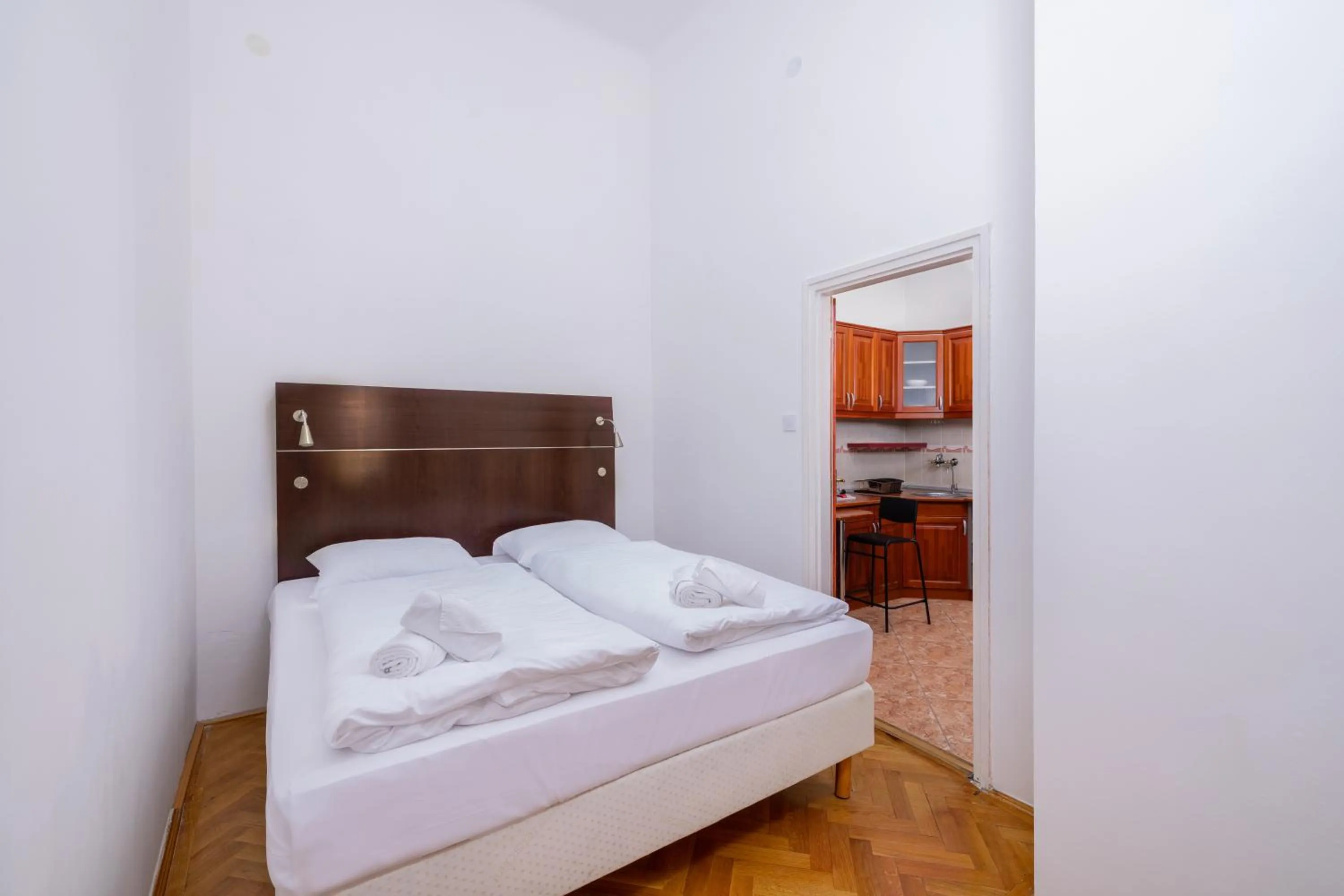 Bed in City Hotel Matyas