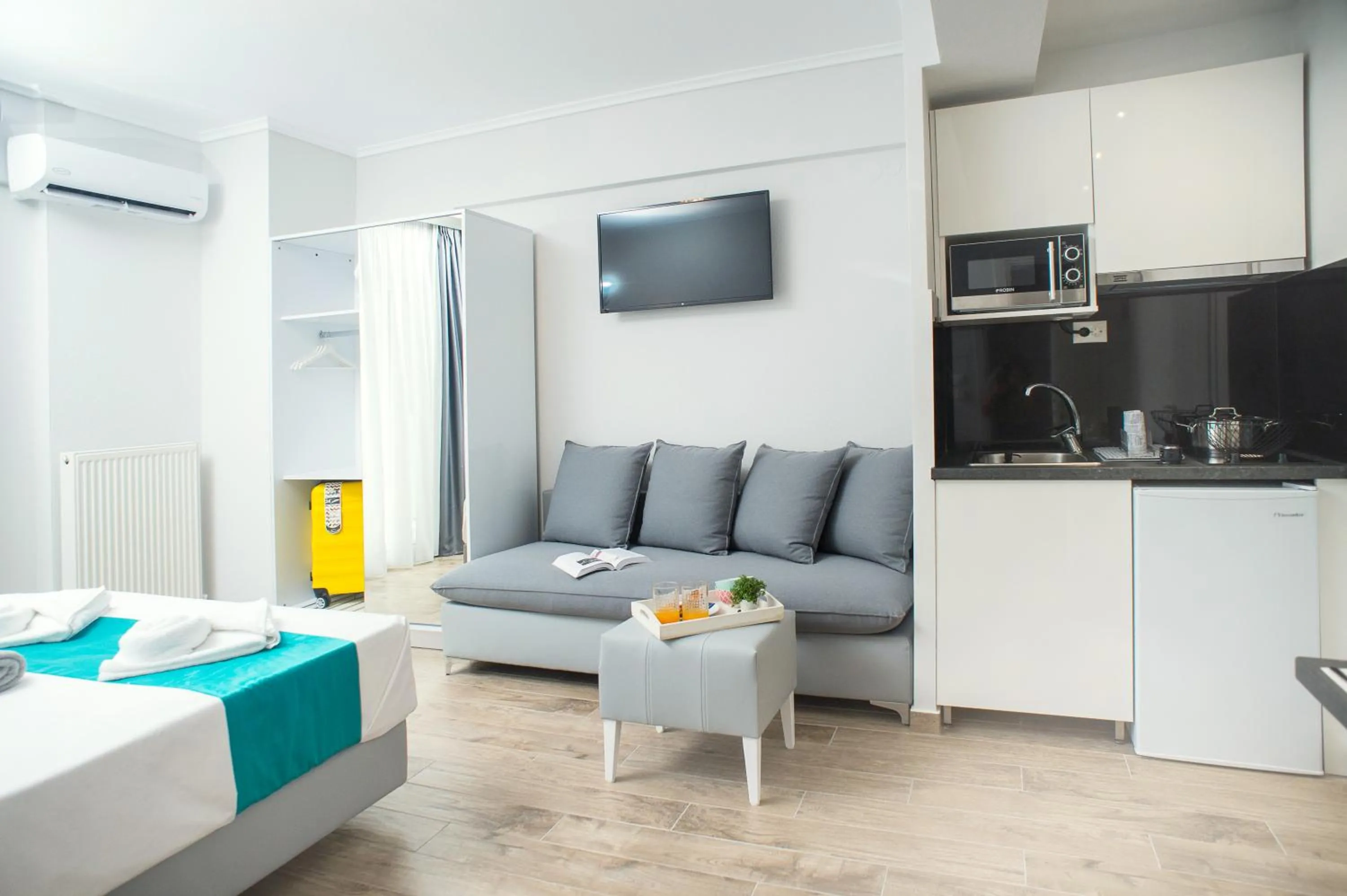 Kitchen or kitchenette in Lux VIP Apartments