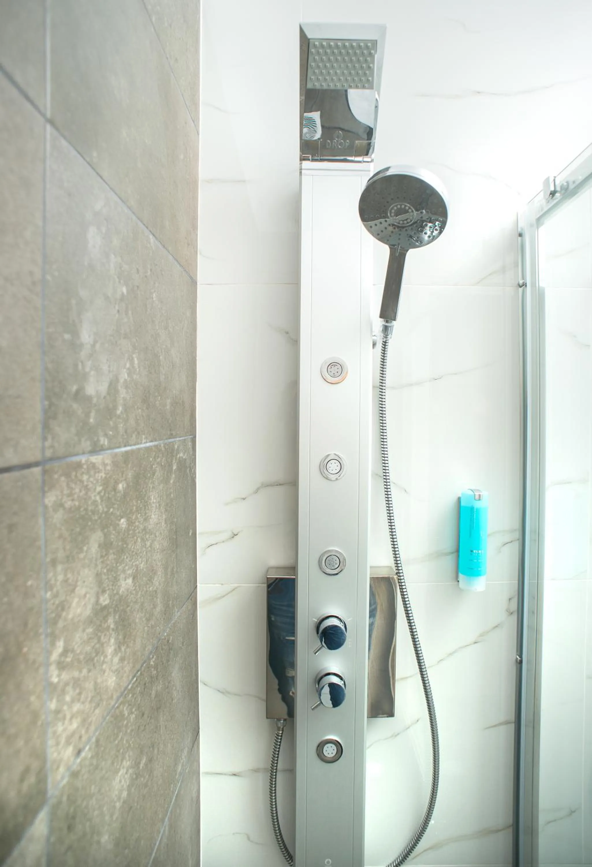 Shower in Lux VIP Apartments