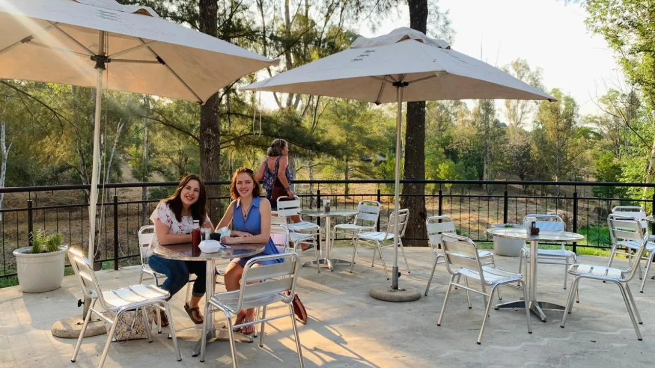 Patio in La Moor Country Venue & Eatery