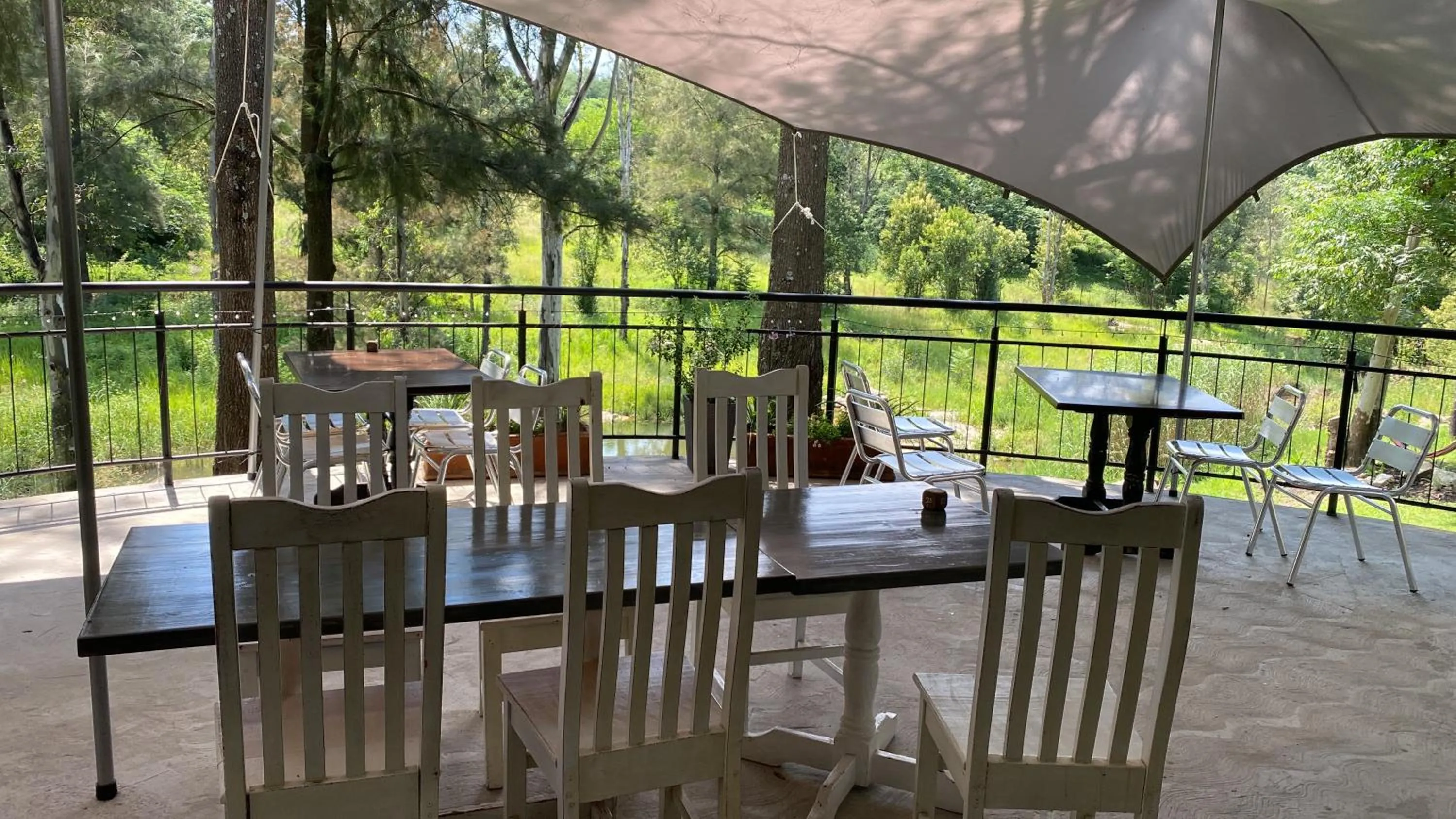 Patio in La Moor Country Venue & Eatery