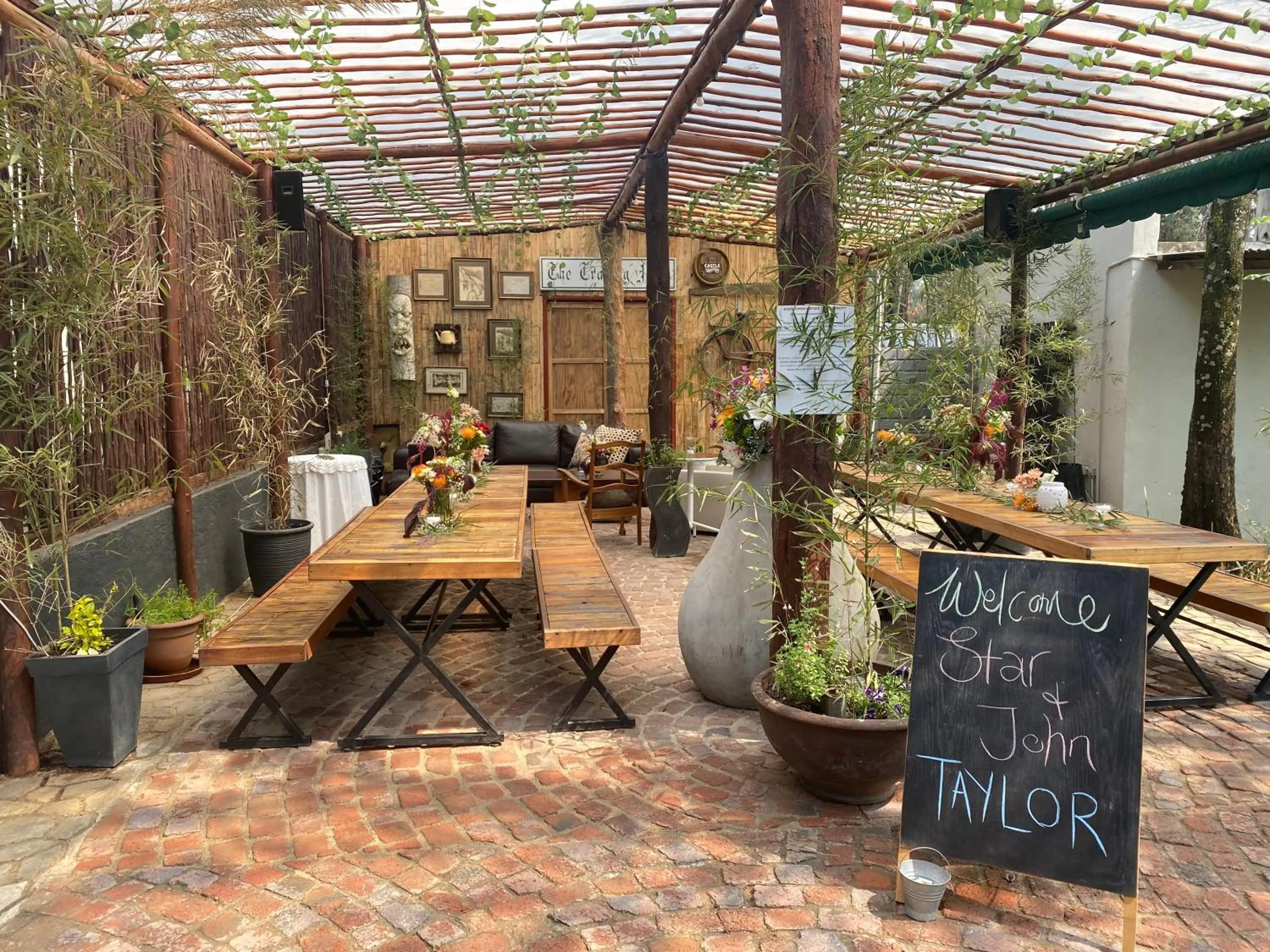 Banquet/Function facilities in La Moor Country Venue & Eatery