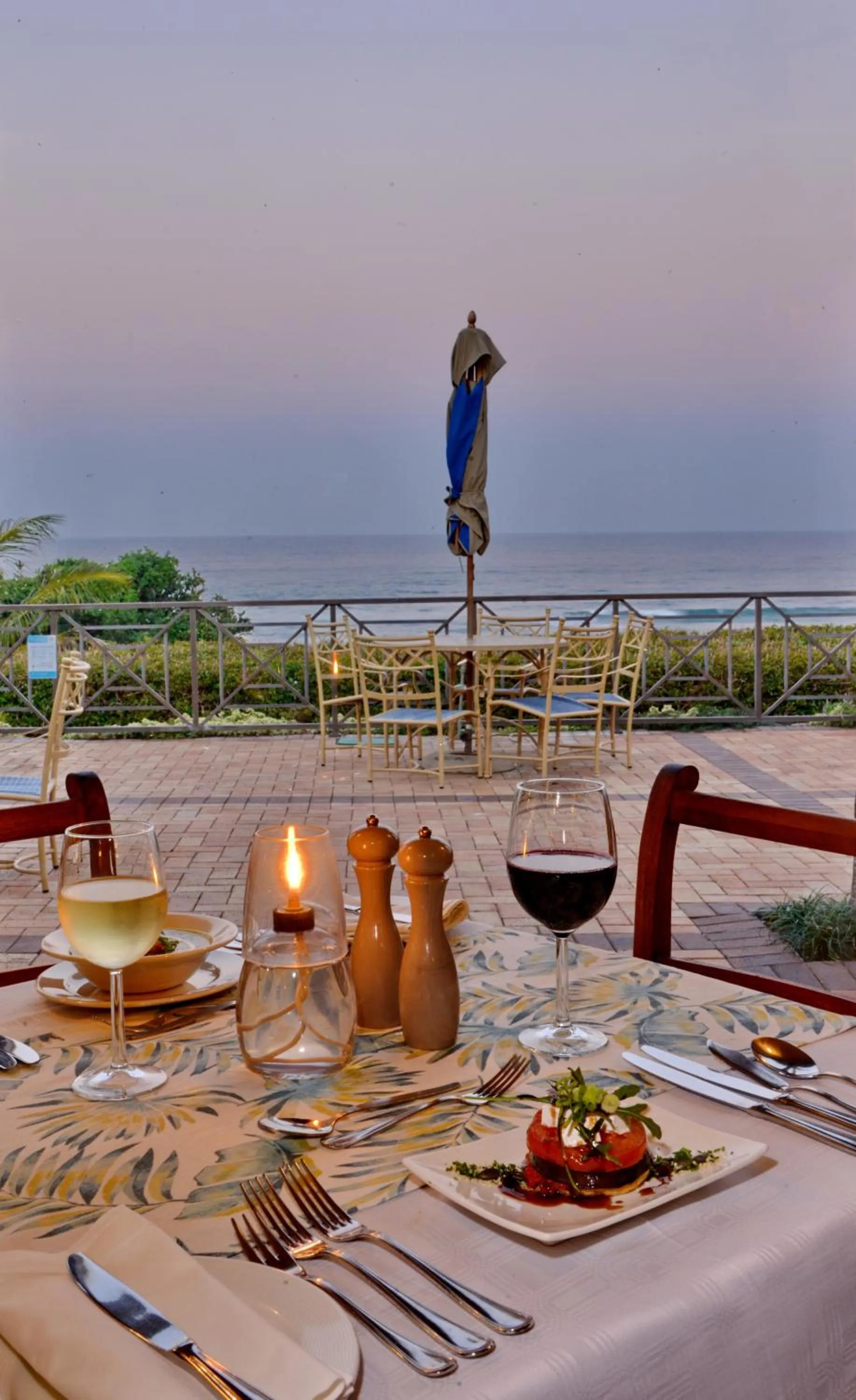 Food and drinks in Pumula Beach Hotel