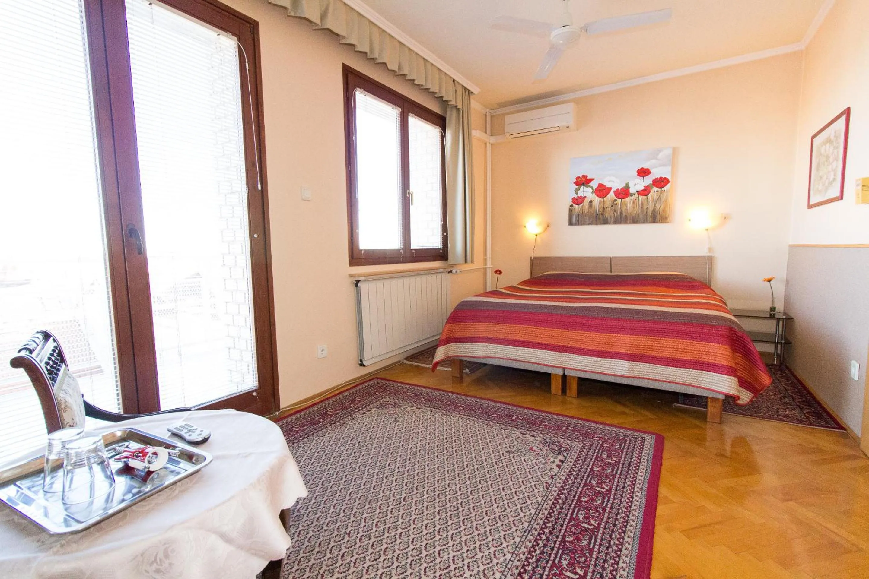 Photo of the whole room, Bed in Budavar Bed and Breakfast