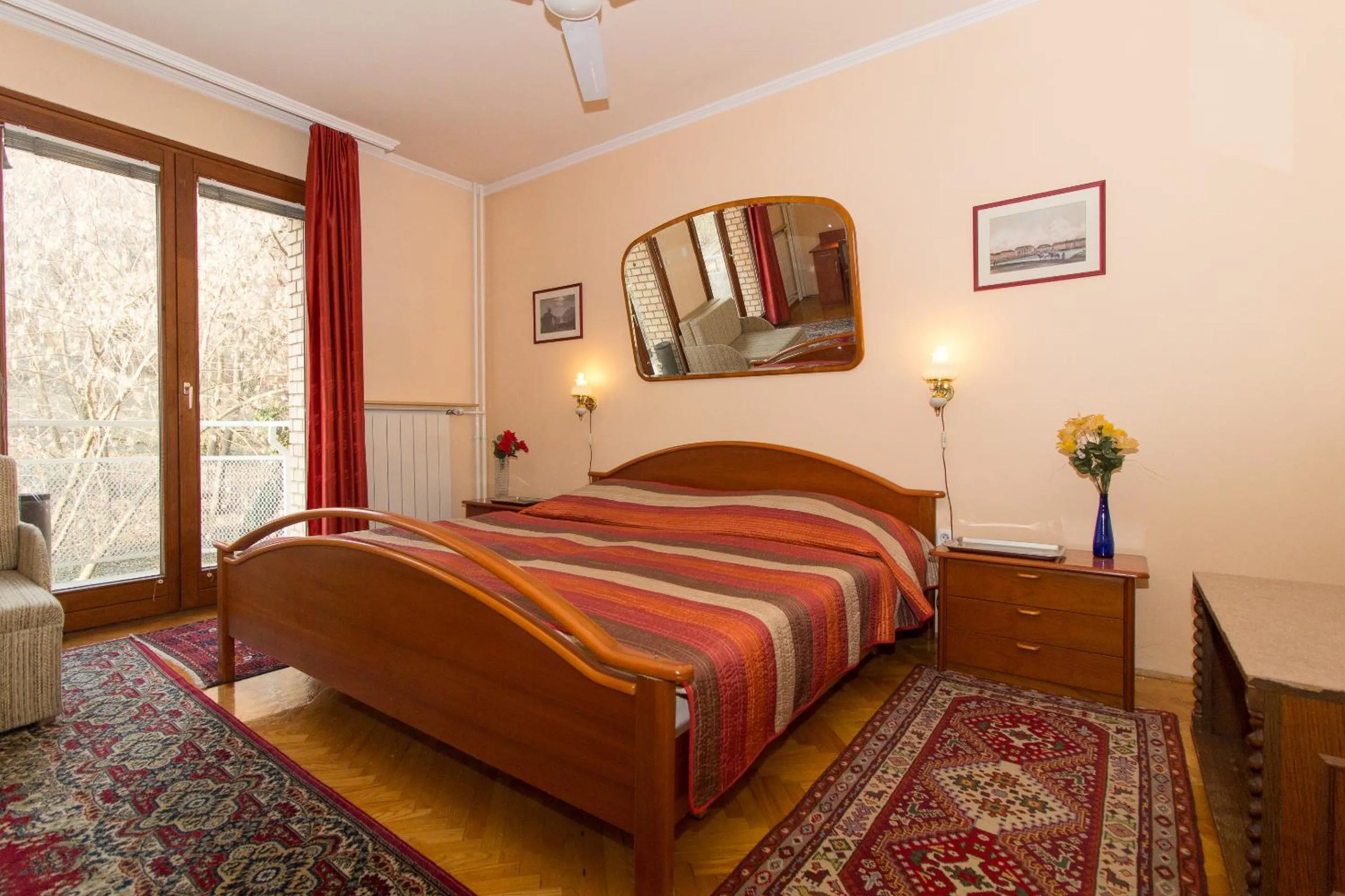 Photo of the whole room, Bed in Budavar Bed and Breakfast