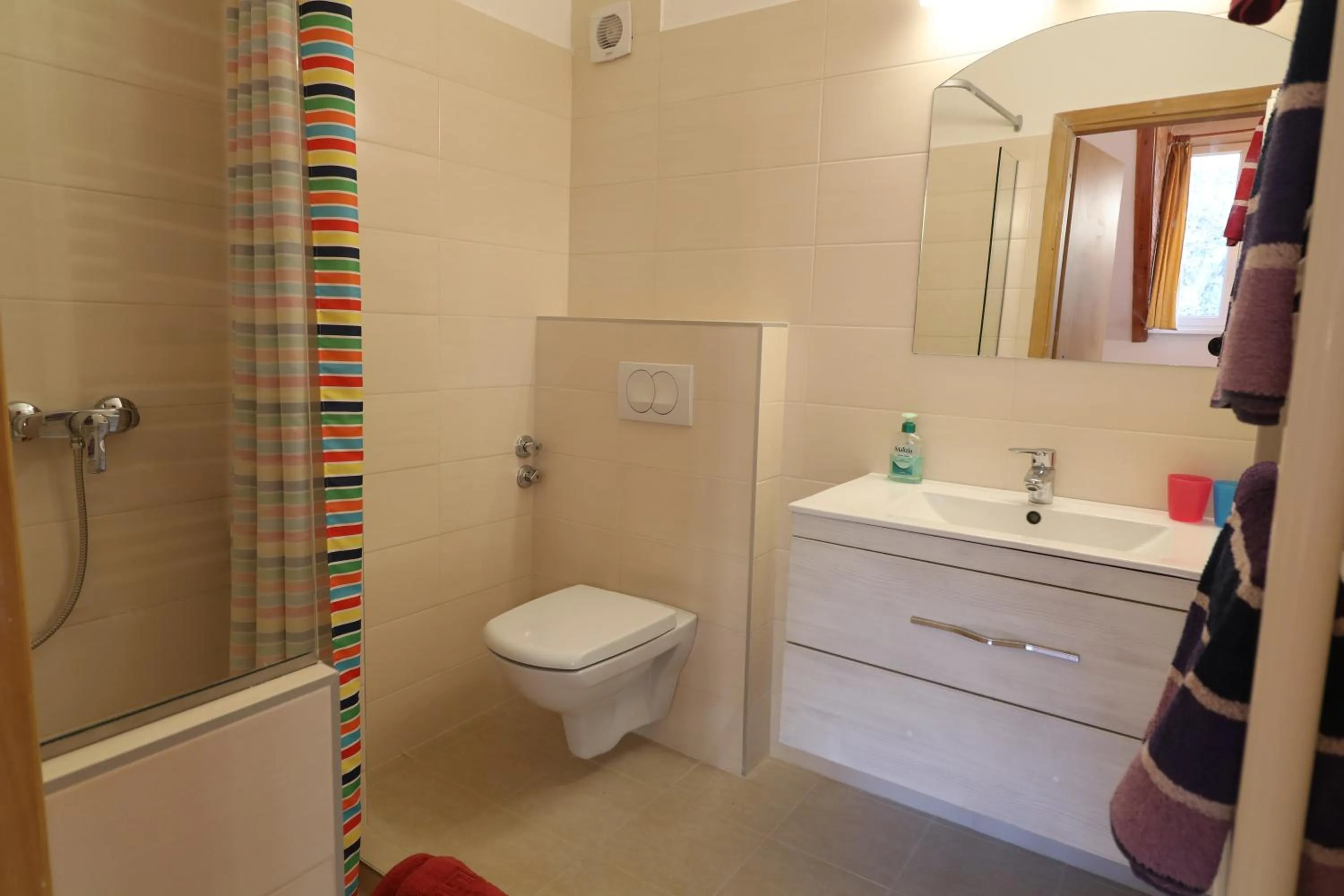 Bathroom in Budavar Bed and Breakfast