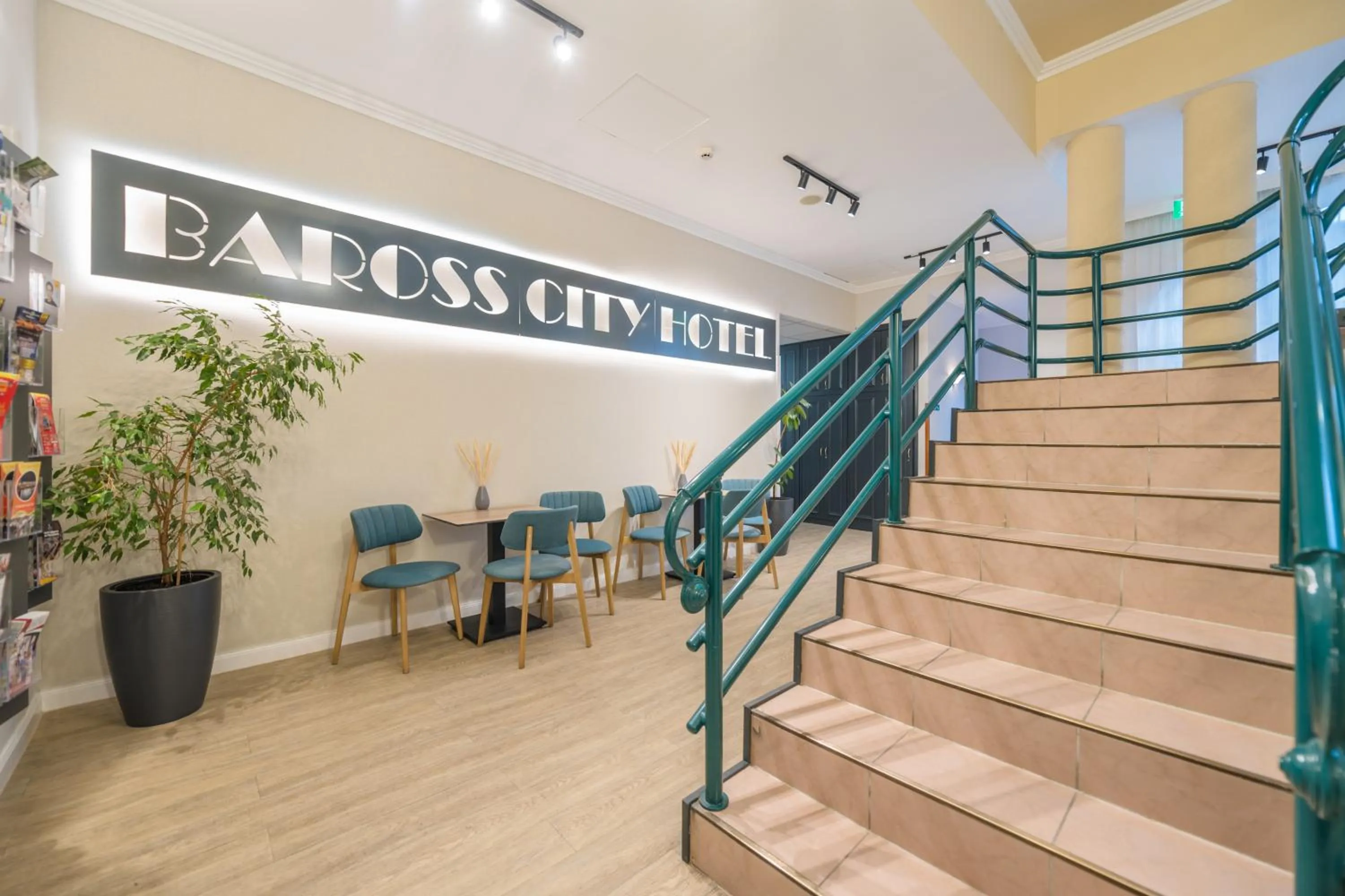 Lobby or reception in Baross City Hotel - Budapest