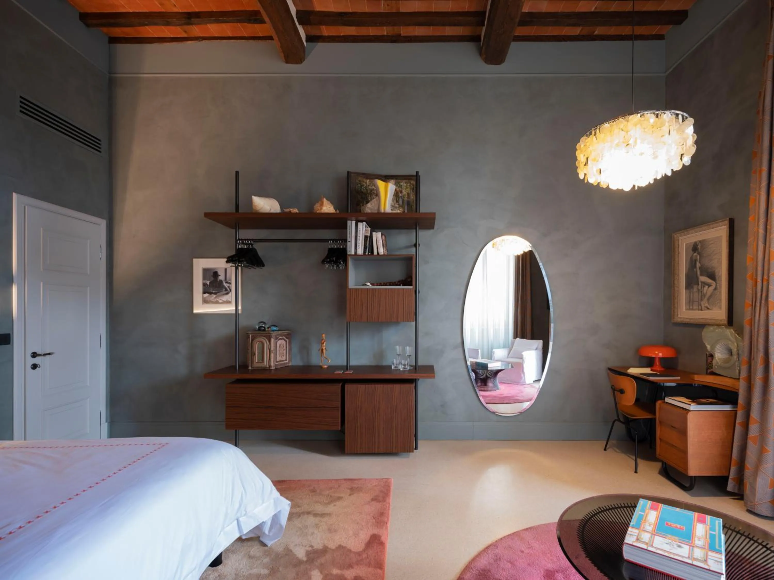 Bedroom, Bed in Paradis Pietrasanta