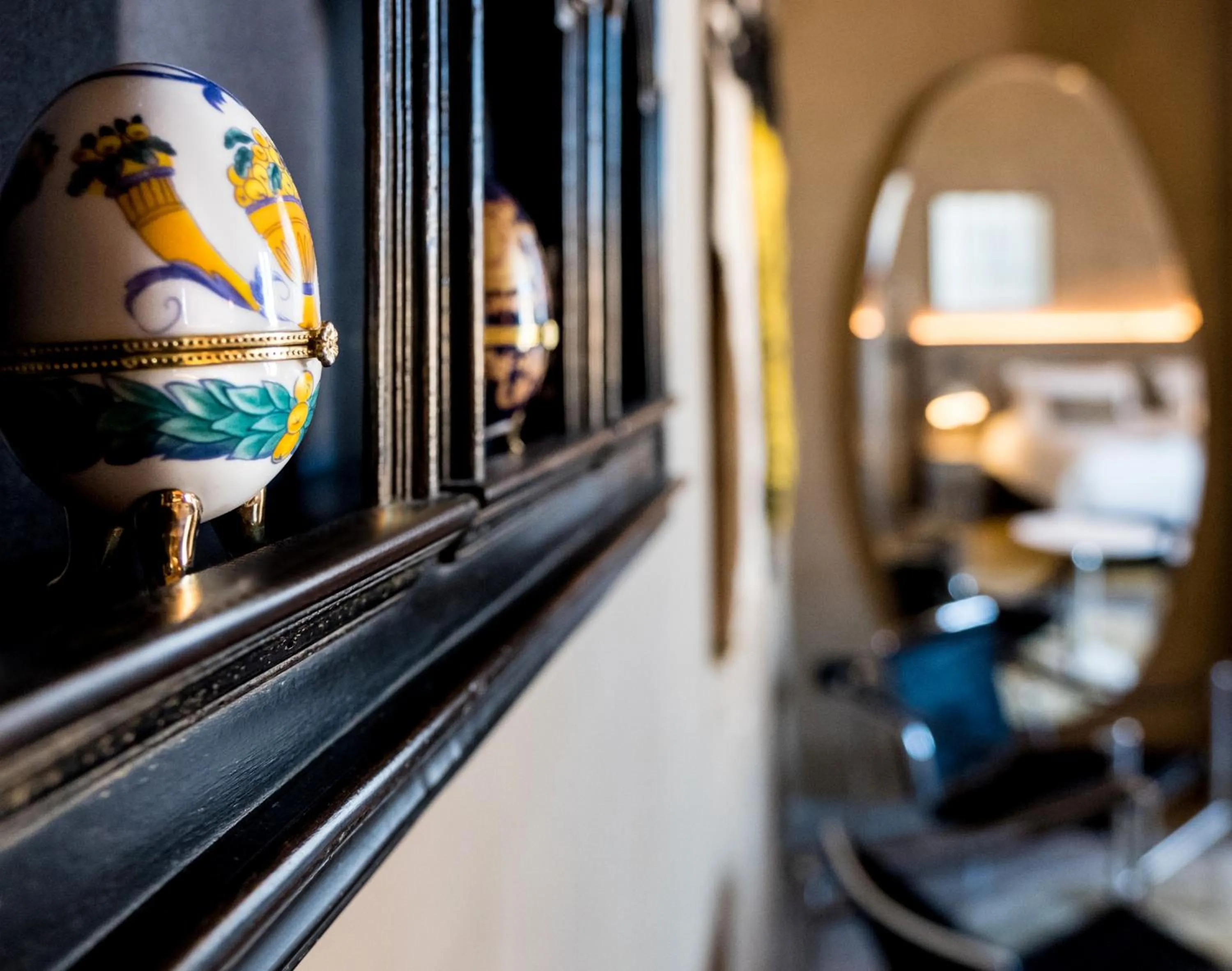 Decorative detail, Bed in Paradis Pietrasanta