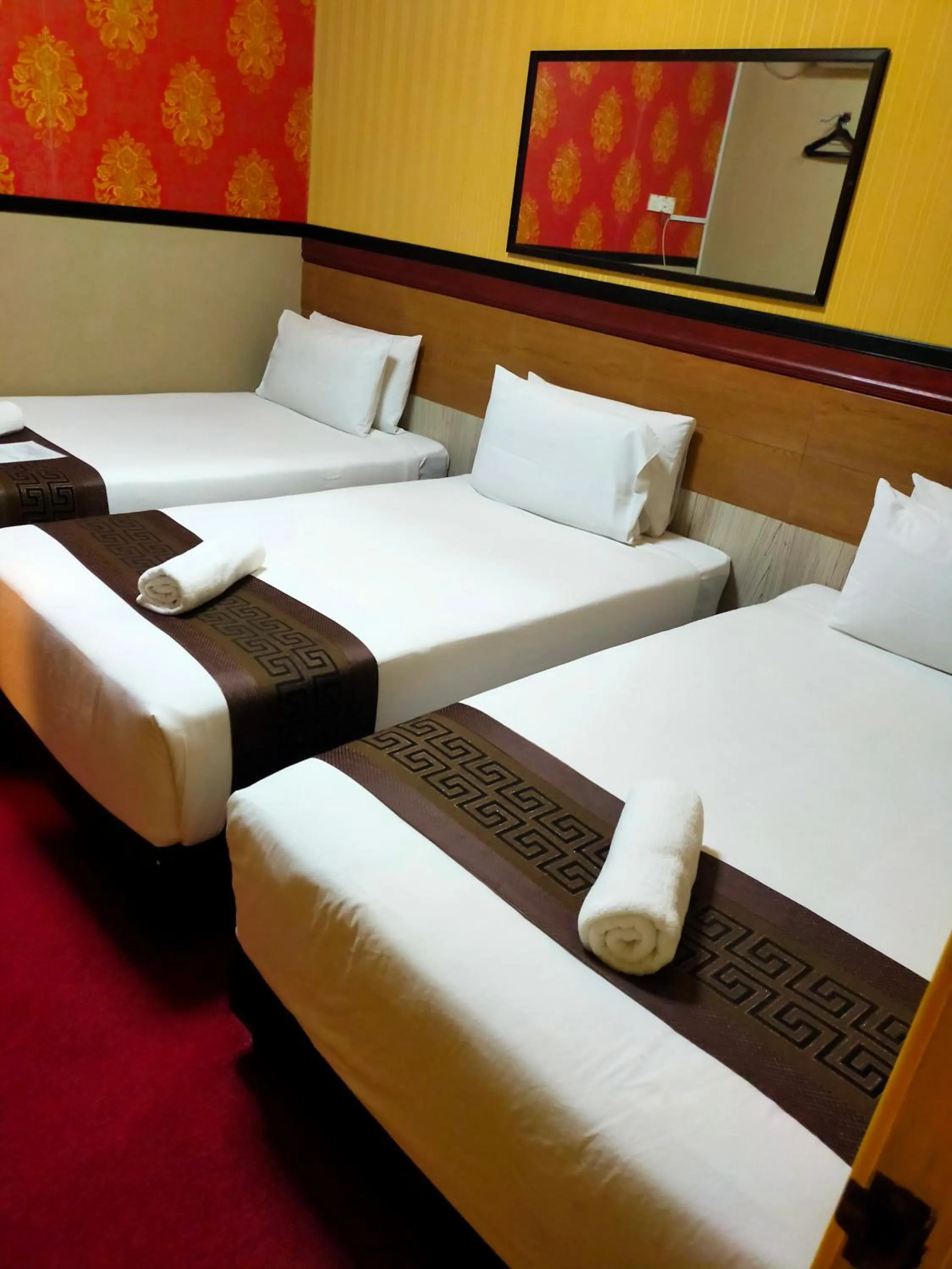 Bed in HOTEL SRI IMPIAN