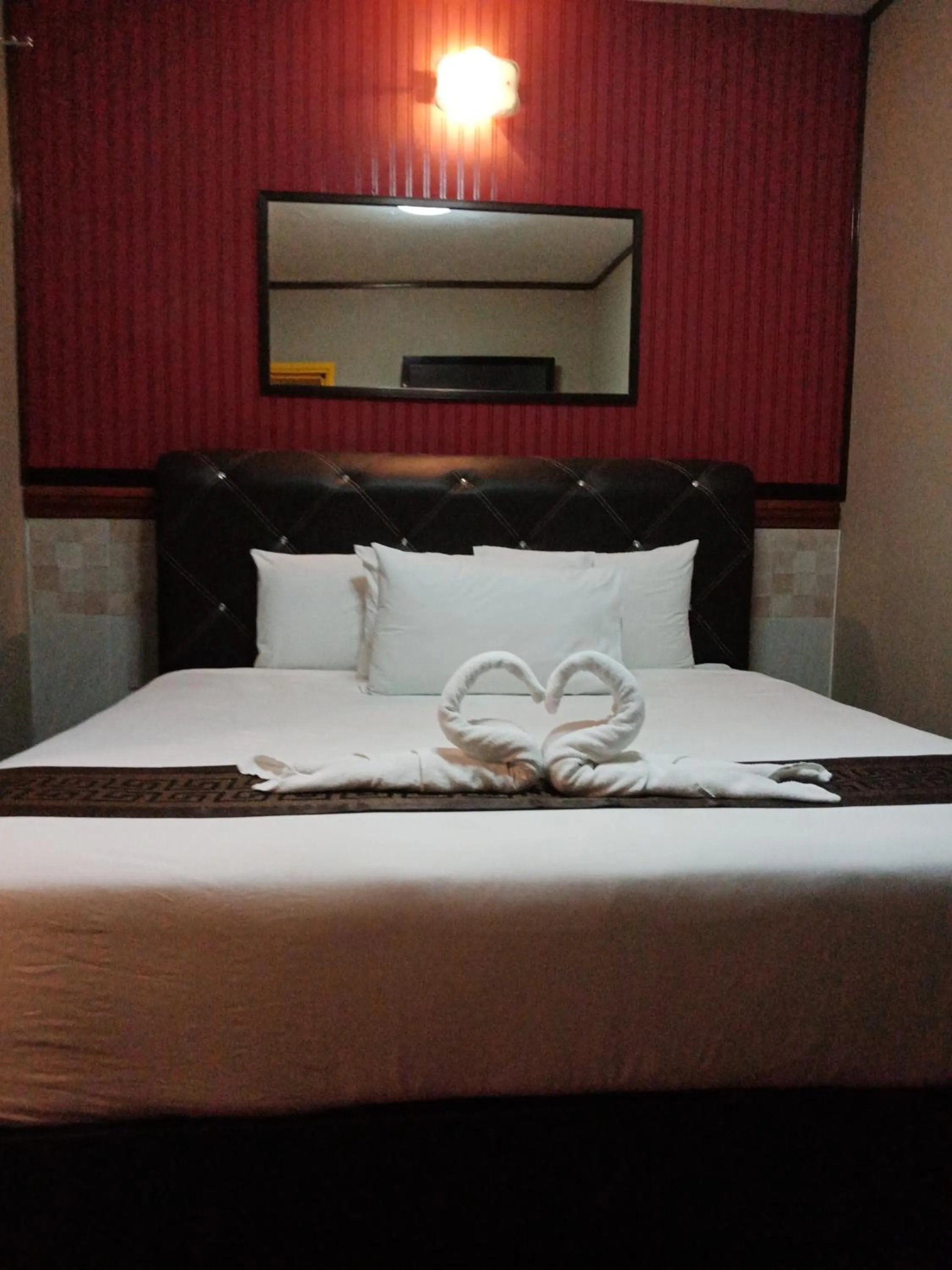 Bedroom, Bed in HOTEL SRI IMPIAN