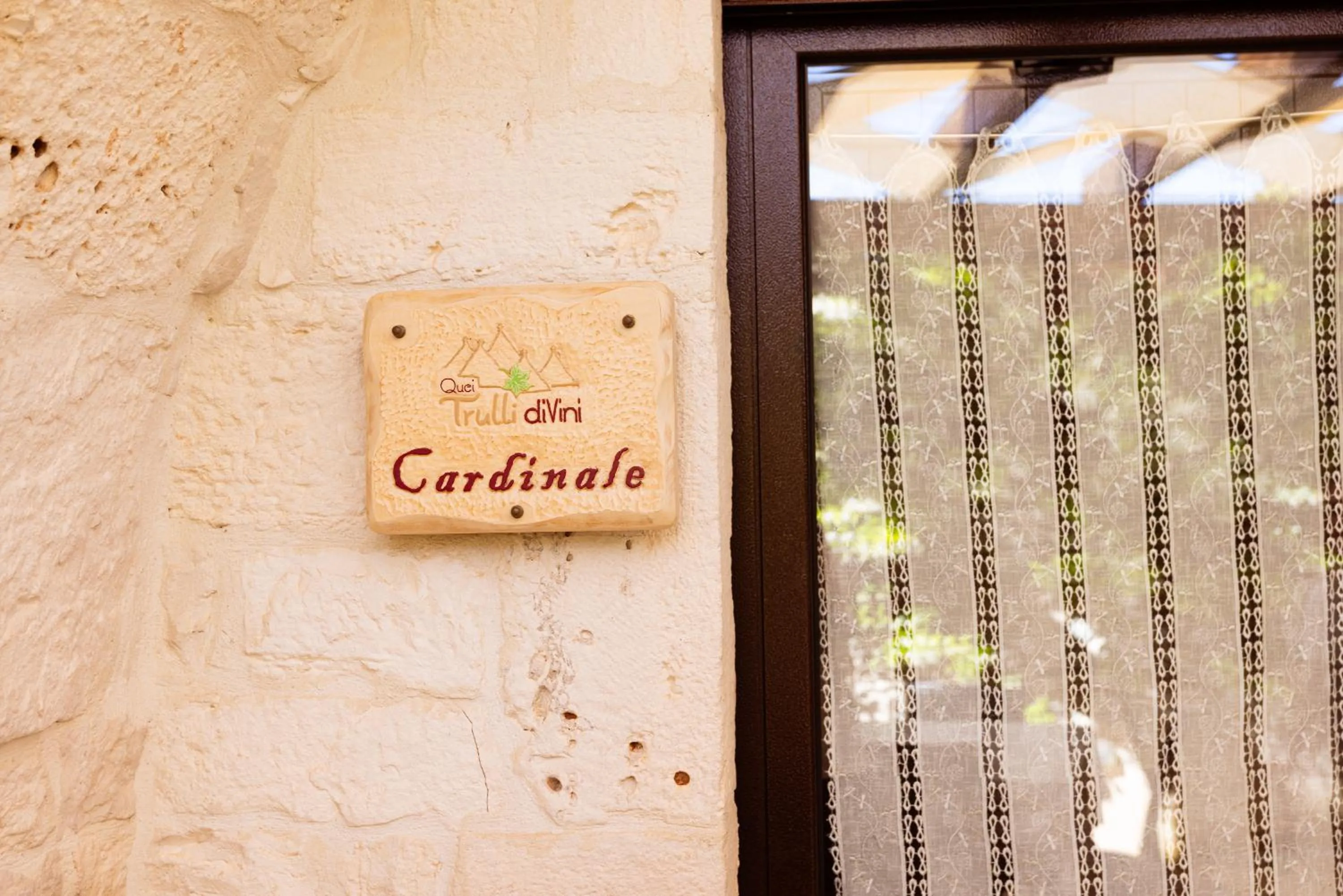 Facade/entrance in Quei Trulli Divini