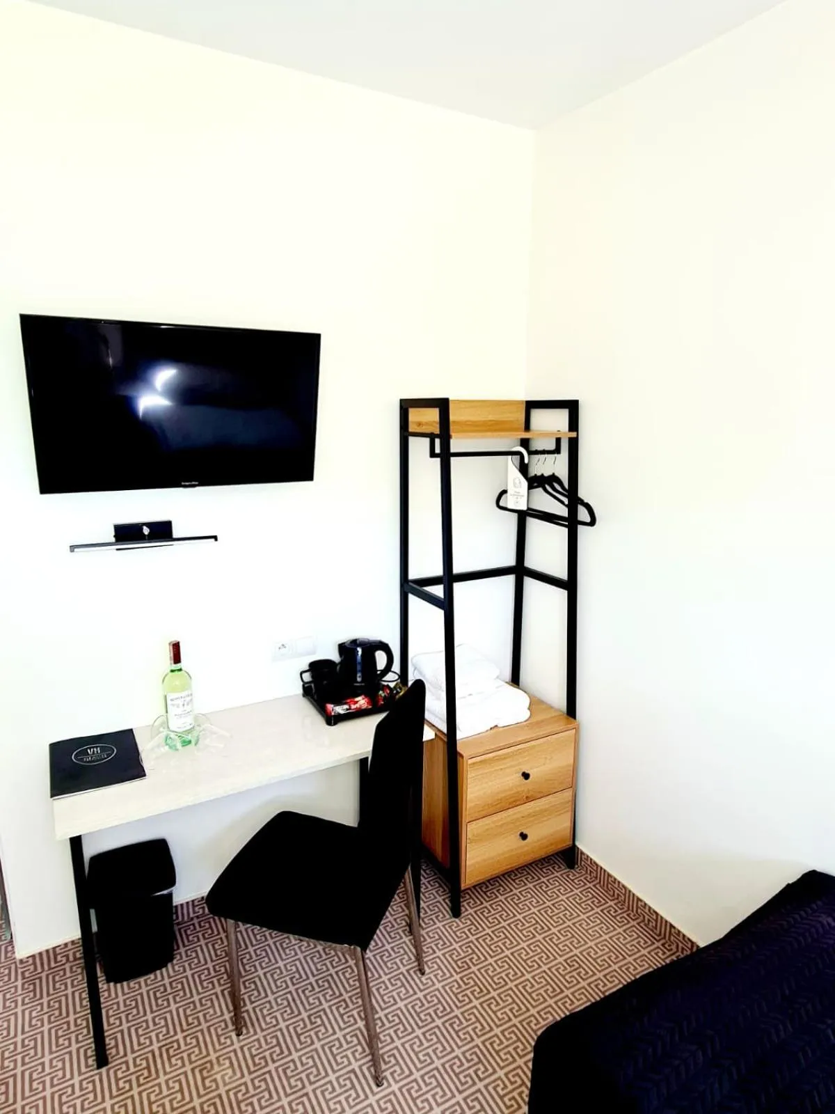 TV and multimedia, Bed in Via Hotel Polkowice