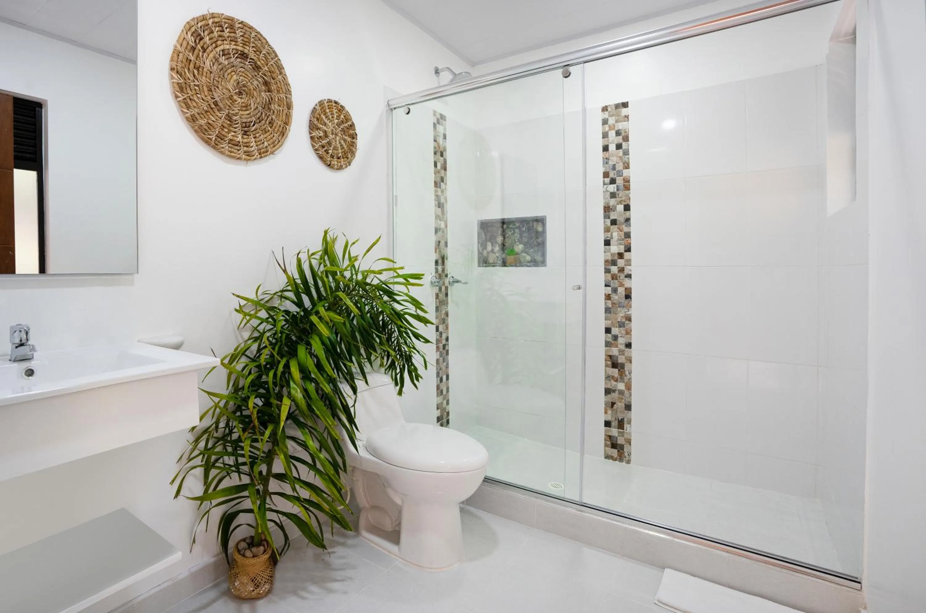 Bathroom in Hotel Nana