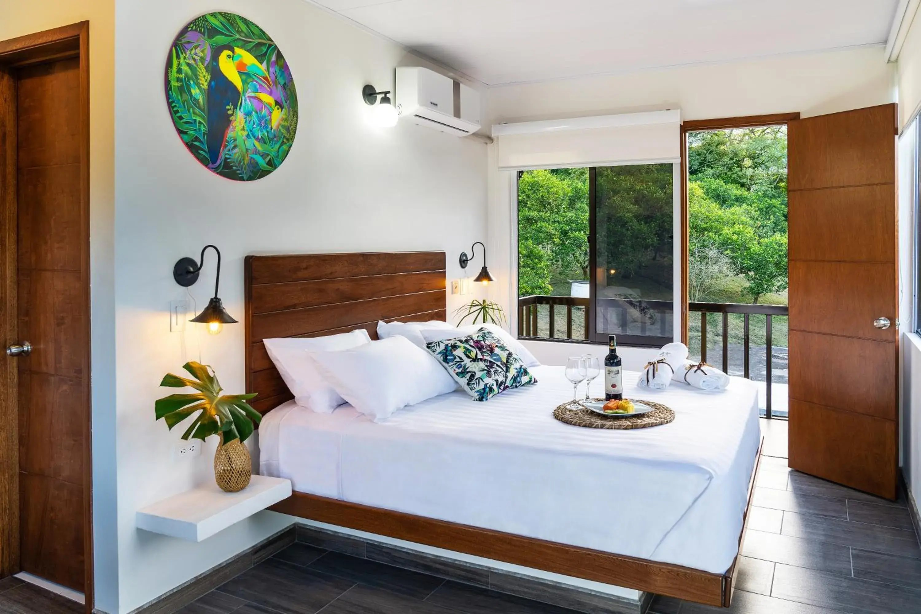 Double Room with Pool View in Hotel Nana Double Room with Pool View in Hotel Nana