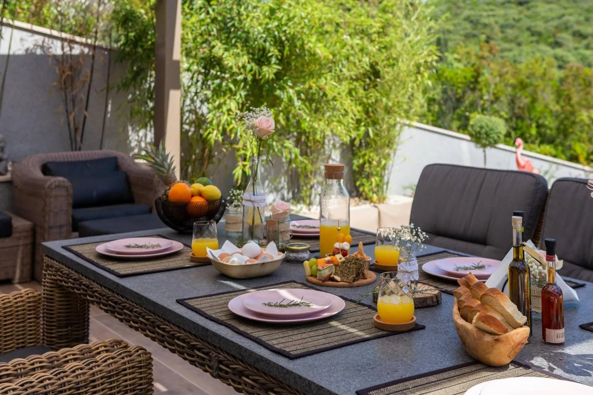 Breakfast in Villa Buddha Bay