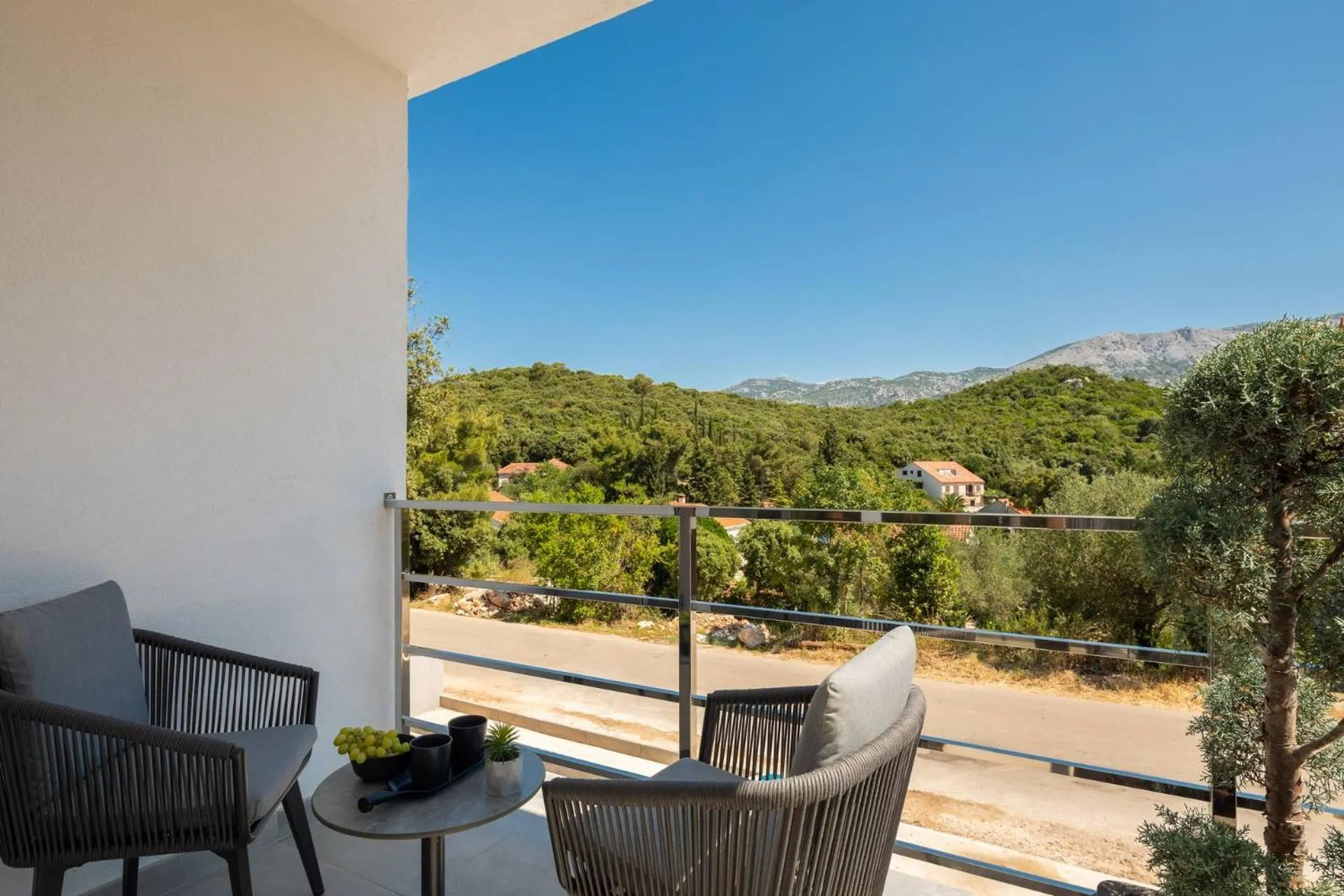 Mountain view in Villa Buddha Bay