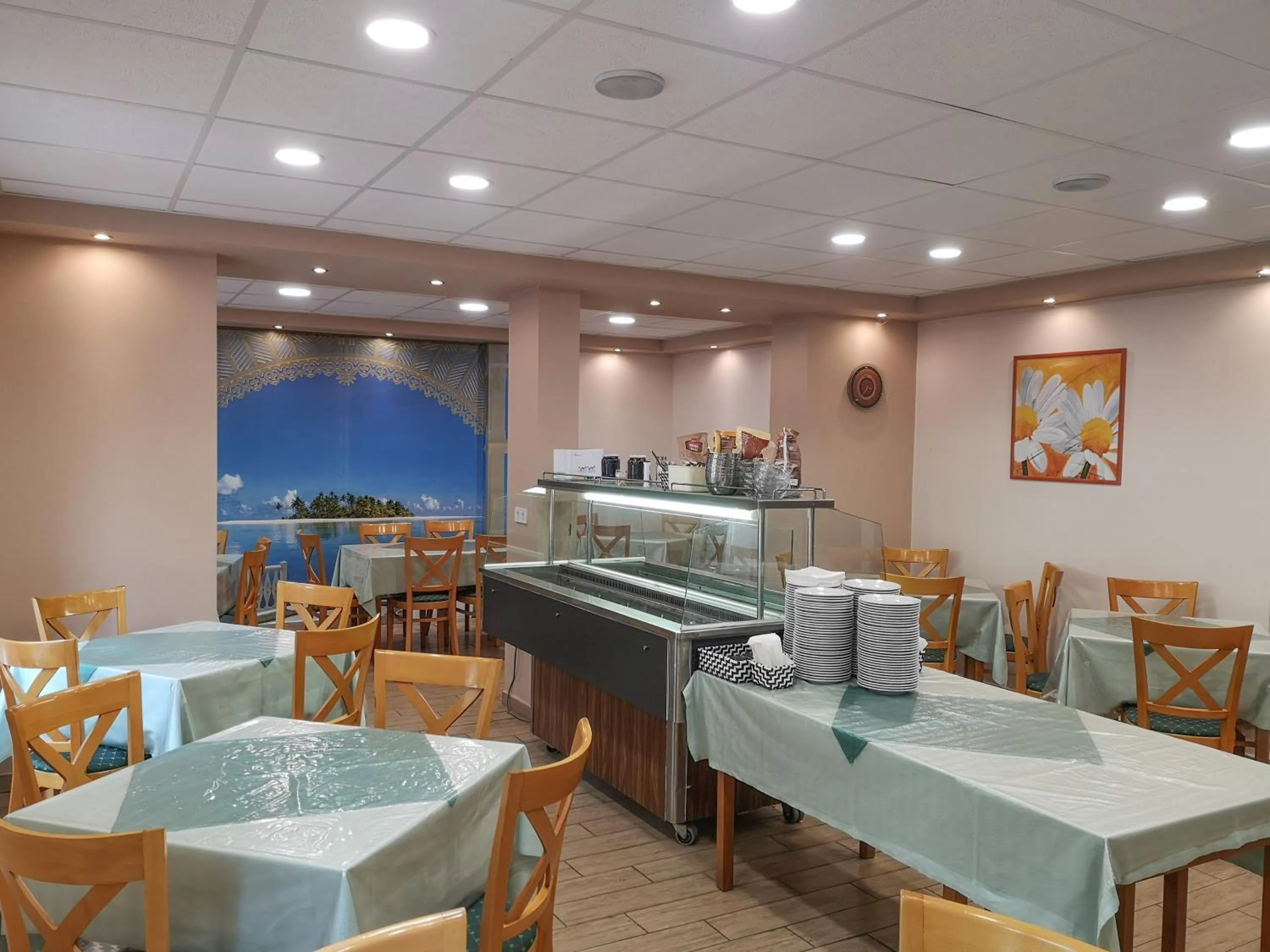 Restaurant/places to eat in Hotel Touring