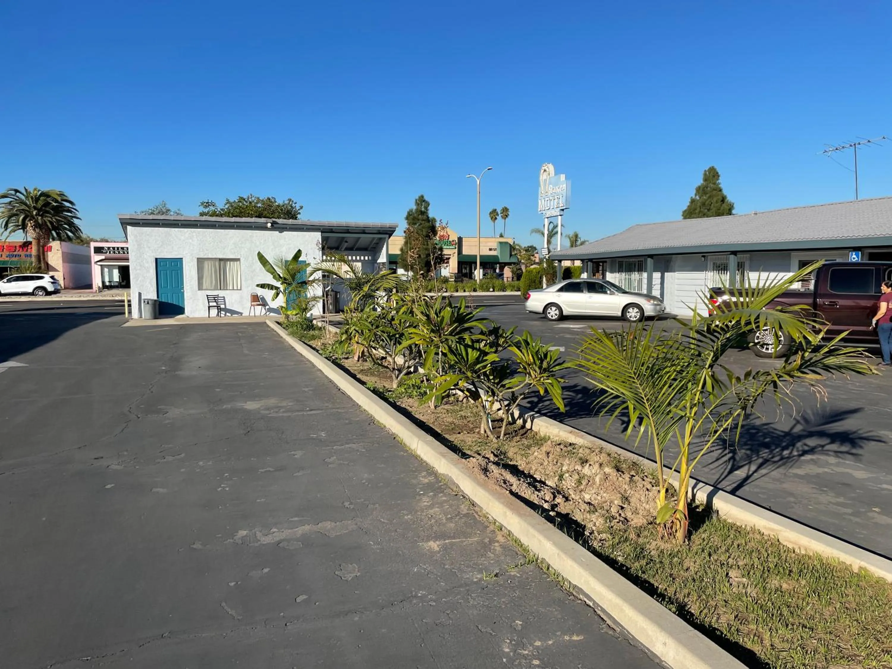 Property building in La Casa Motel, Garden Grove - Anaheim