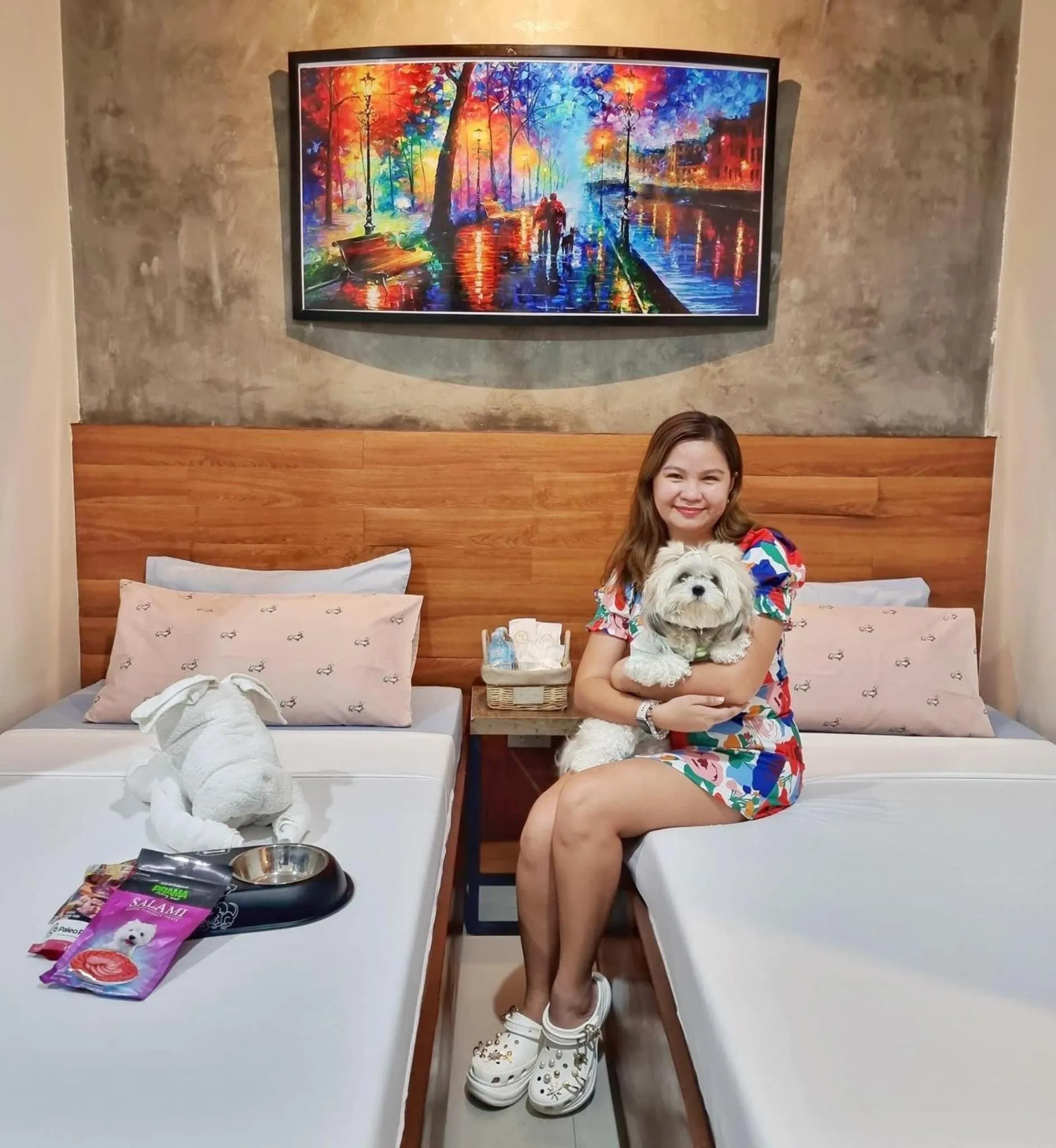 Bed in A&E Apartelle