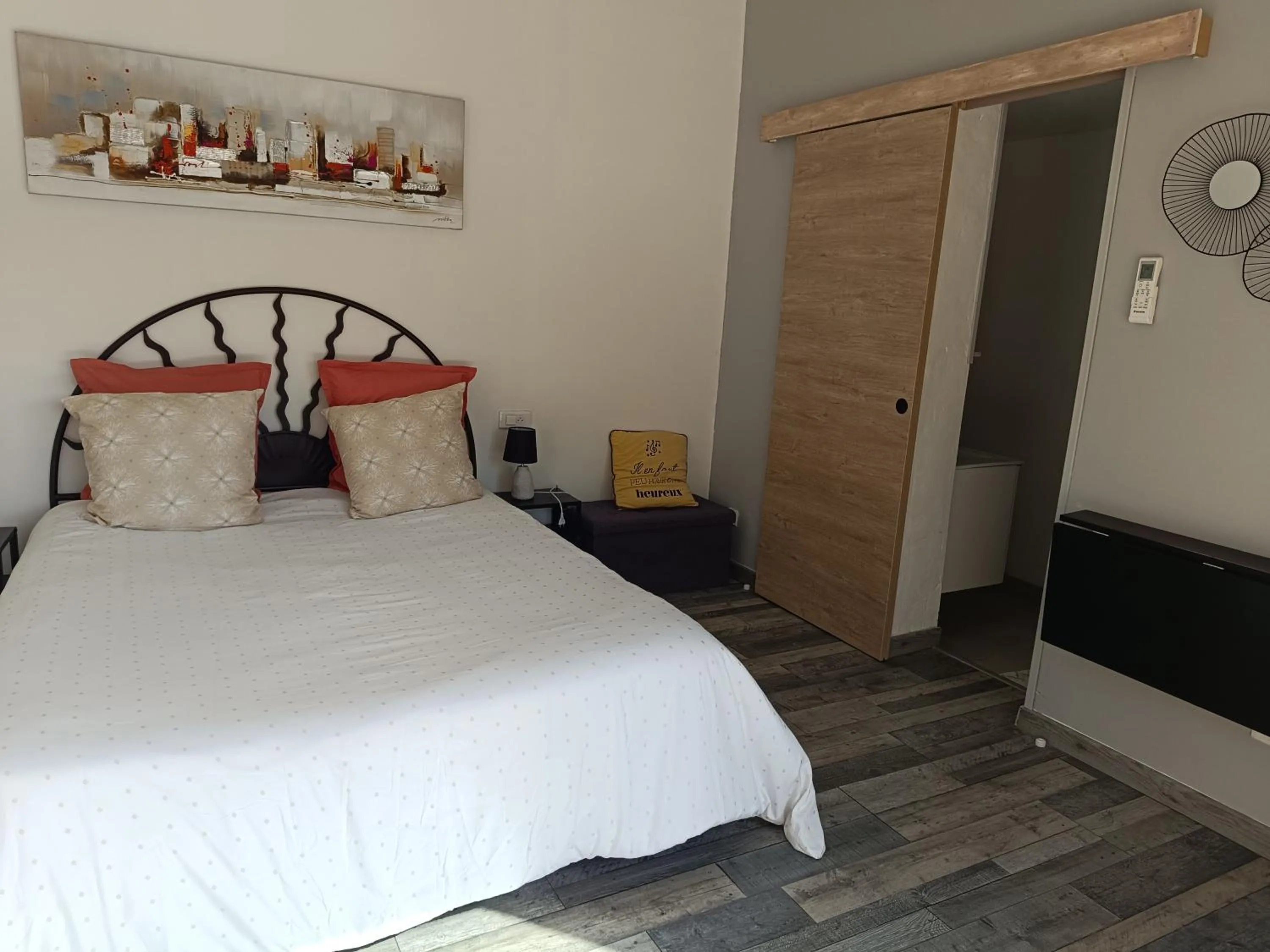 Bed in chambre d hotes la dragonne