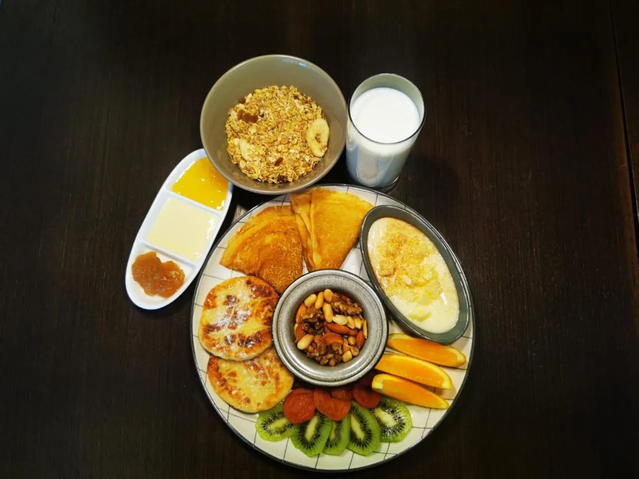 Breakfast in Royal Petrol Hotel