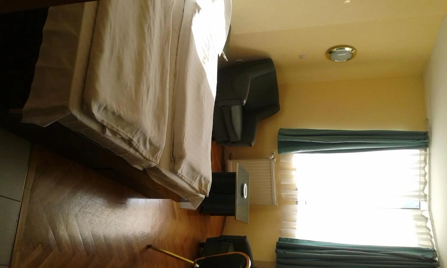 Bed in Hotel Bara Budapest